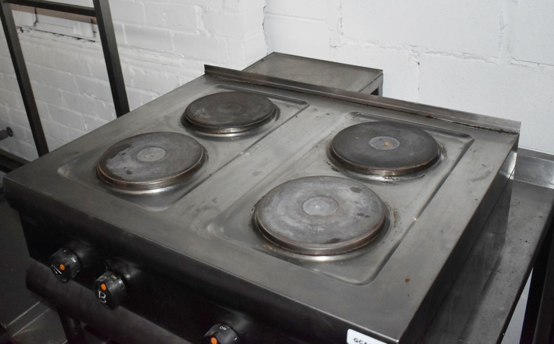 1 x Lincat Silverlink 600 Electric Boiling Top - Model HT7 - 75cm Width - RRP £600 - Removed From - Image 3 of 5