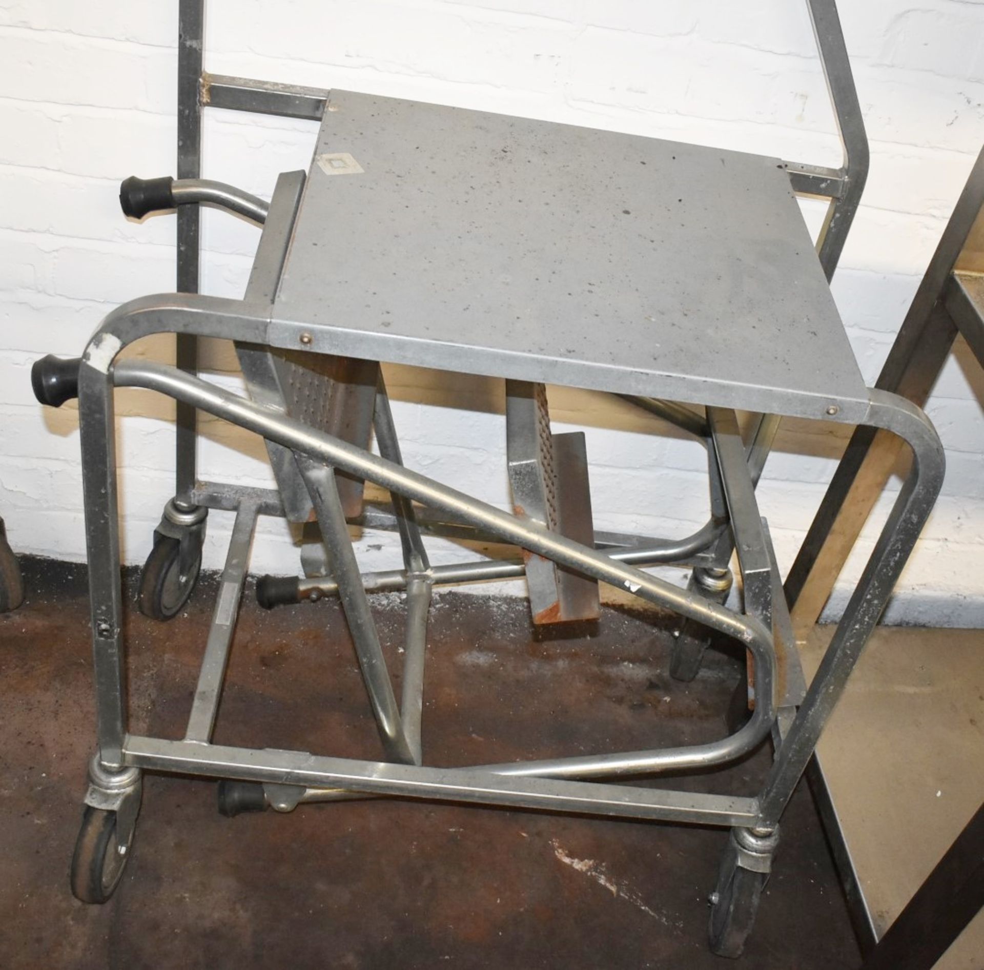 1 x Mobile Work Table With Fold Out Steps and Hand Rail - Ideal For Shelf Stackers or Storage Room - Image 3 of 4