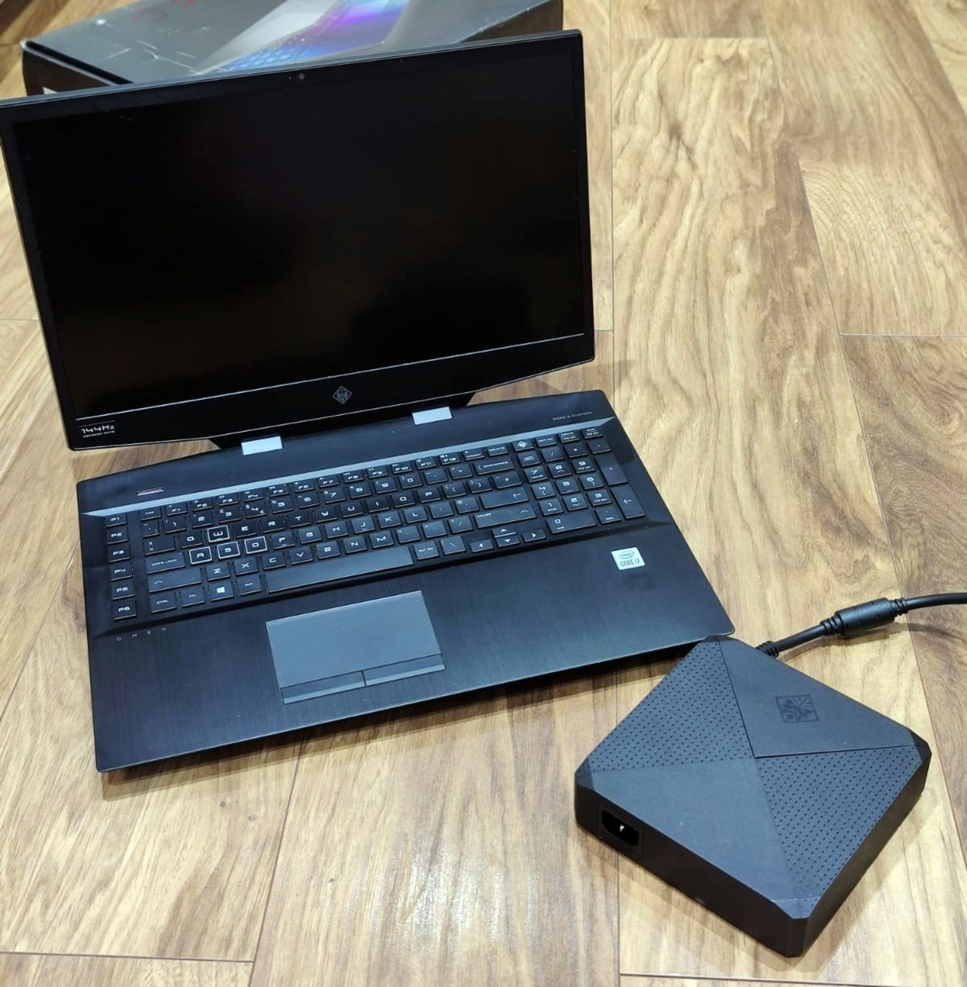 HP Omen 17.3" Gaming Laptop - 10th Gen i7 6 Core CPU, RTX 2080 8GB Graphics, 16gb DDR4 & 500gb SSD - Image 2 of 14