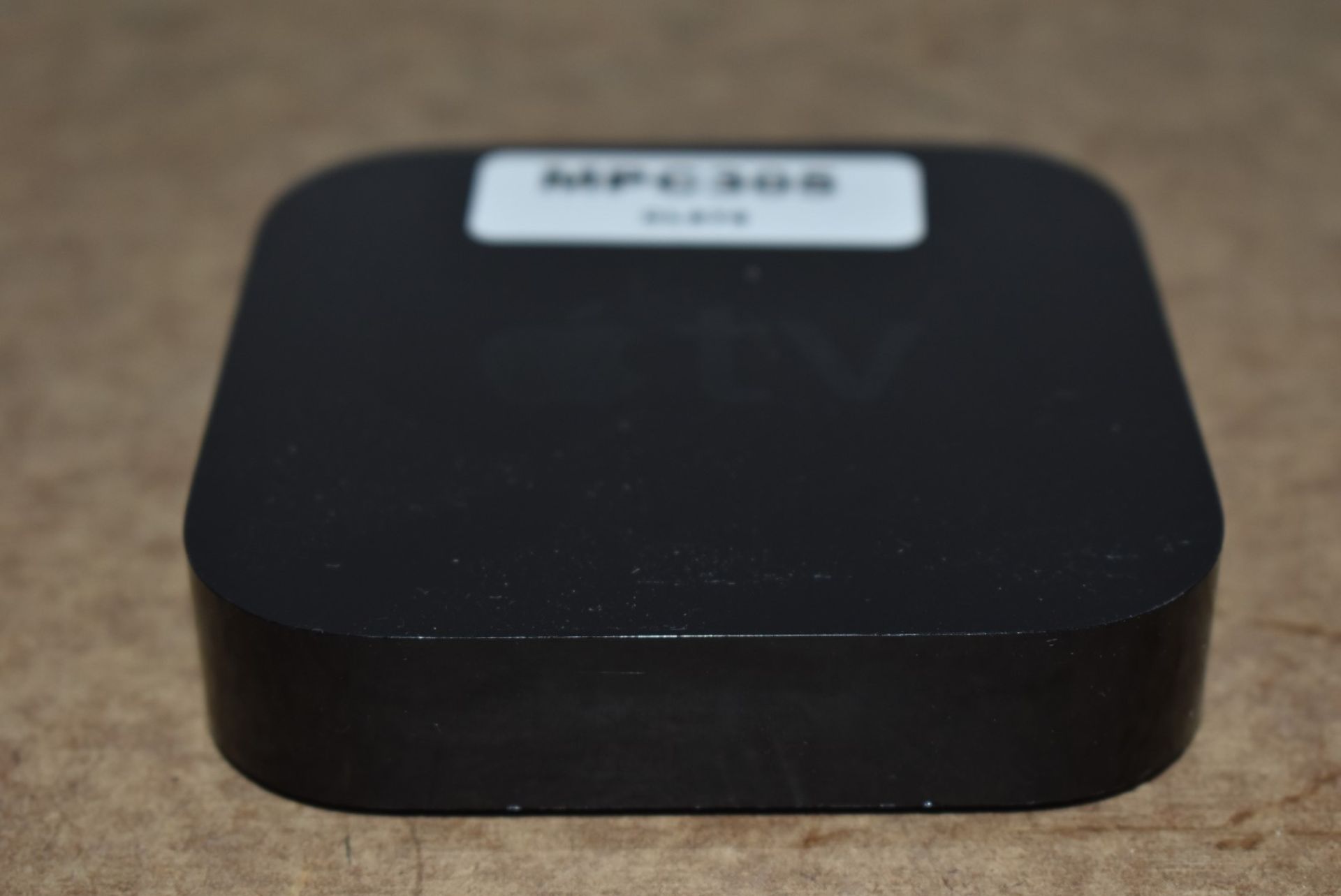 1 x Apple TV 3rd Generation Digital HD Media Streamer - Model A1469 - Includes Power Cable - Ref: - Image 2 of 5