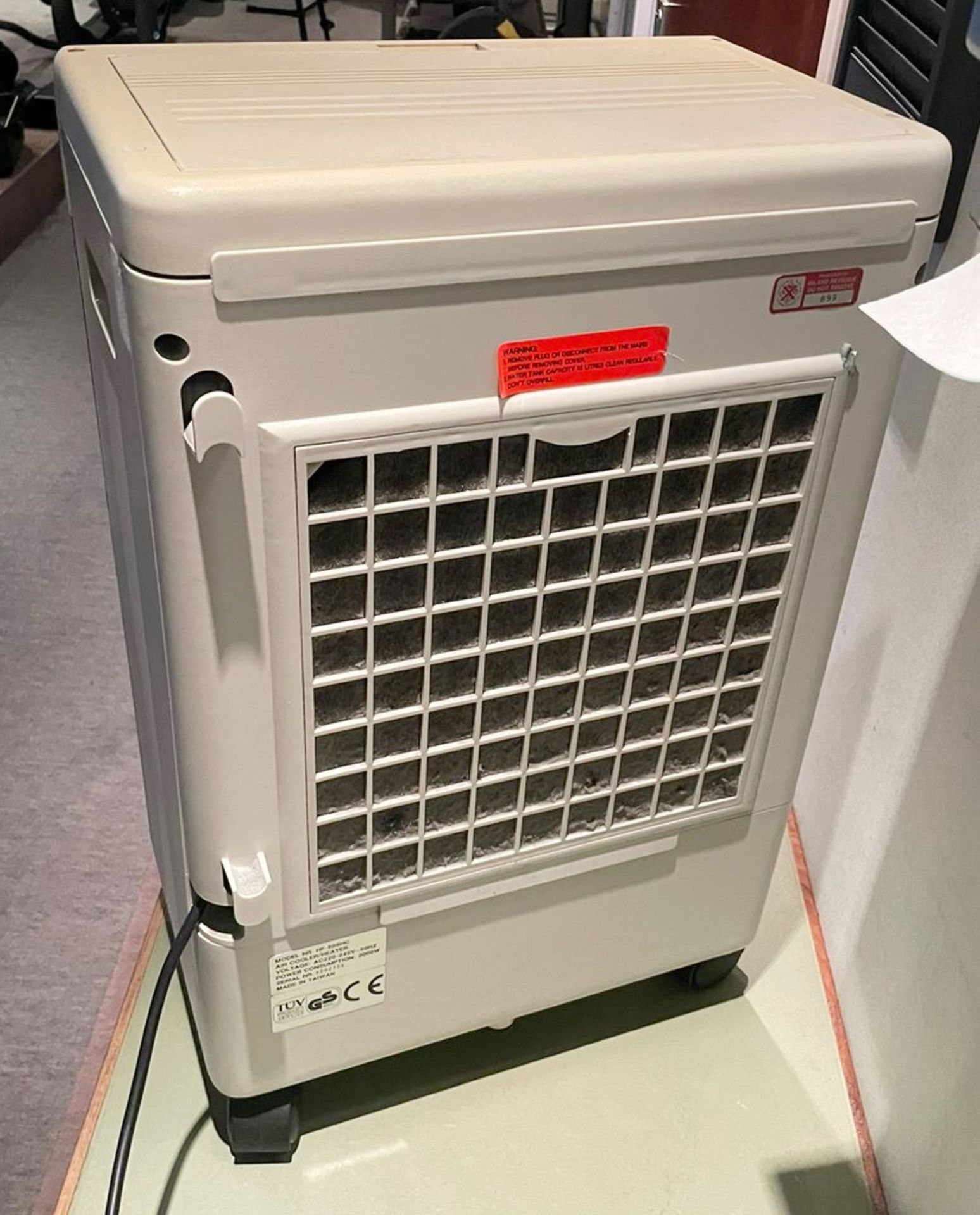 1 x T3 Electric Airtech 2 Atmospheric Control - Portable Cooler / Heater - Original RRP £250 - Image 5 of 5