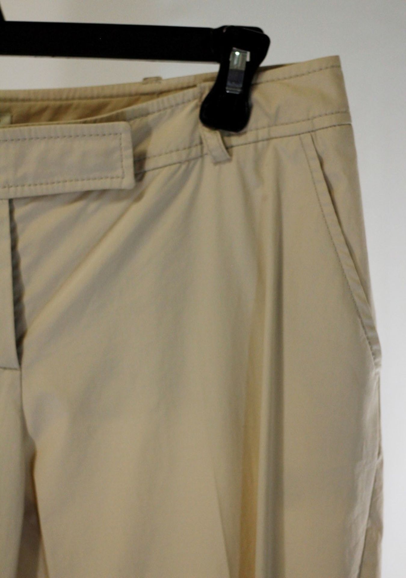 1 x Agnona Beige Trousers - Size: 14 - Material: 97% Cotton, 3% Elastane. Lining 100% Cupro - From a - Image 8 of 8