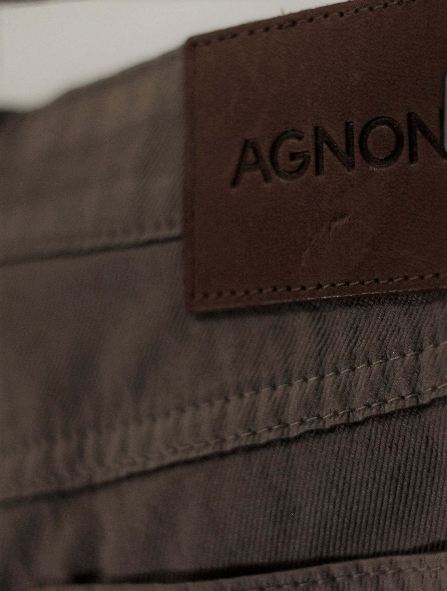 1 x Agnona Brown Jeans - Size: 16 - Material: 97% Cotton, 2% Elastane. Lining 100% Cotton - From a - Image 3 of 7