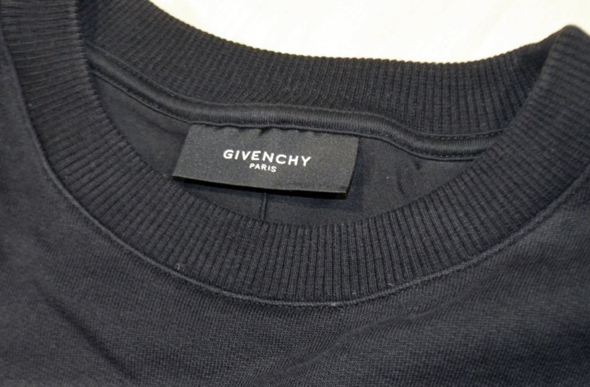 1 x Men's Genuine Givenchy Sweatshirt Top In Black - Size: Medium - Preowned In Very Good - Image 4 of 7