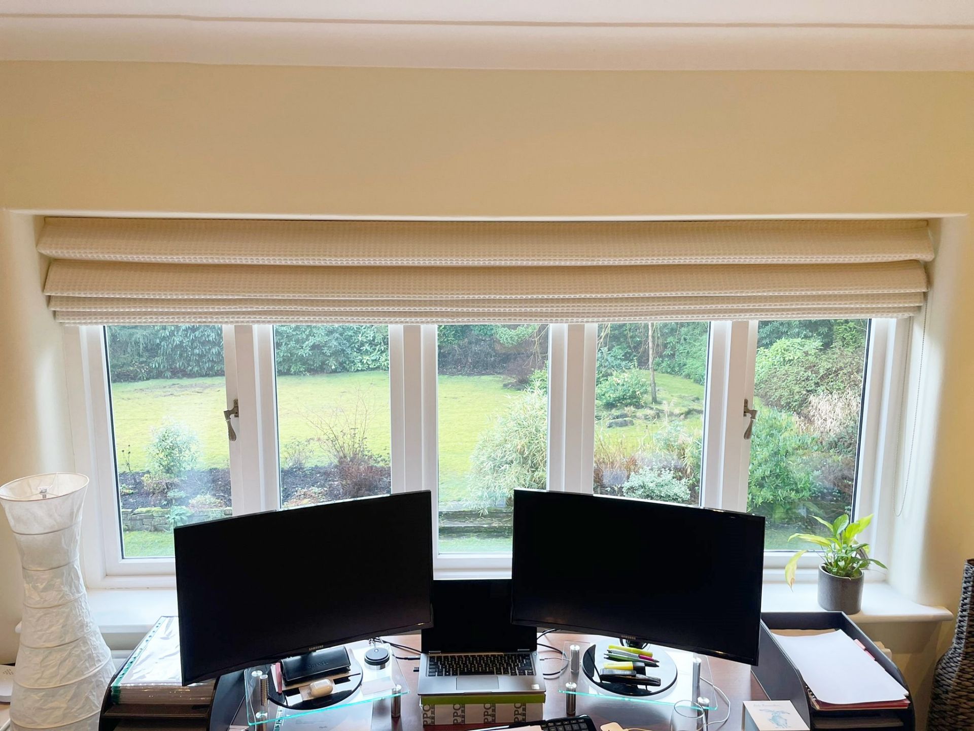 2 x Bespoke Handmade Bedroom Rollerblinds - To Be Removed From An Exclusive Property In Hale Barns - Image 6 of 9