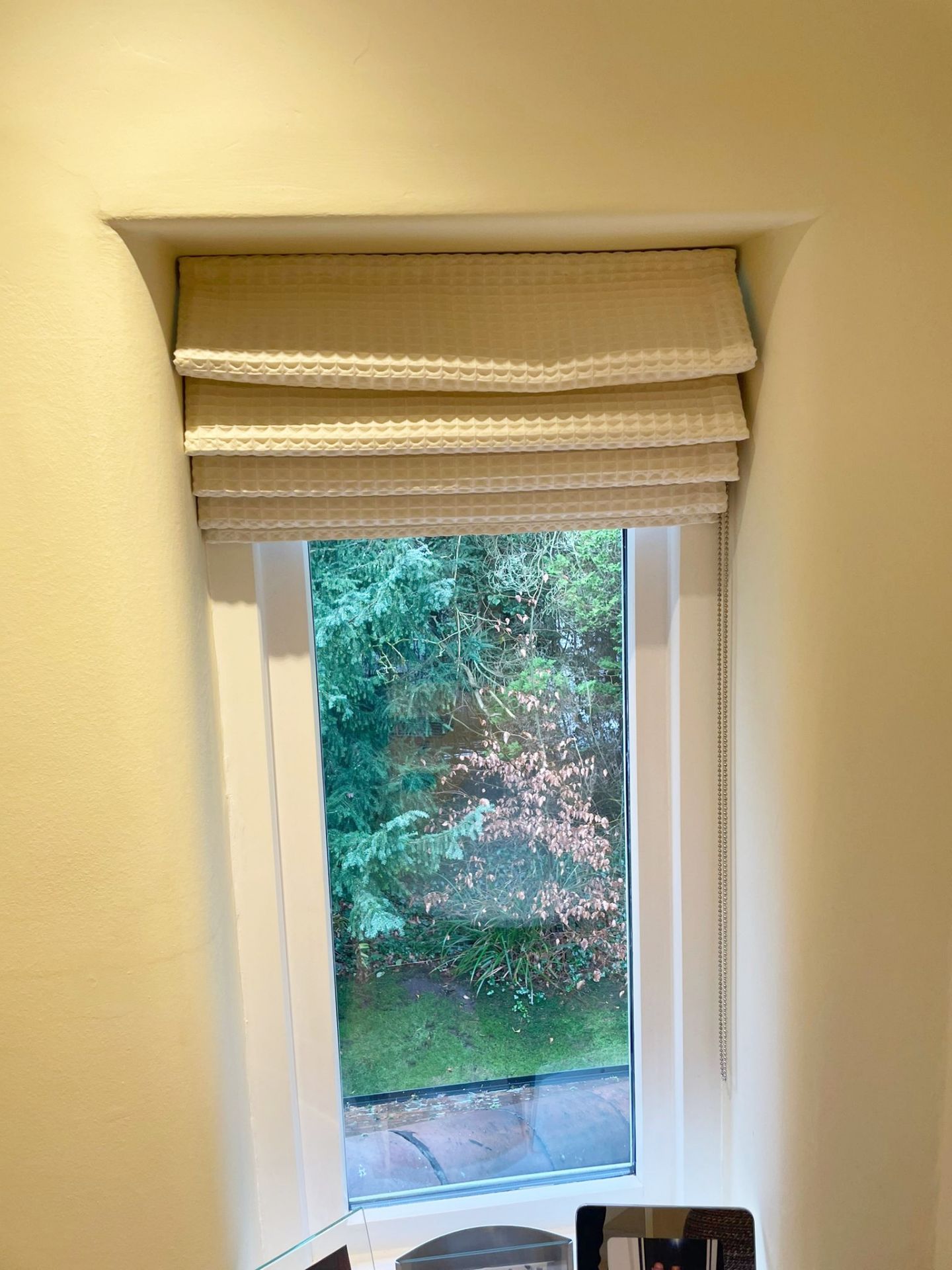 2 x Bespoke Handmade Bedroom Rollerblinds - To Be Removed From An Exclusive Property In Hale Barns - Image 3 of 9