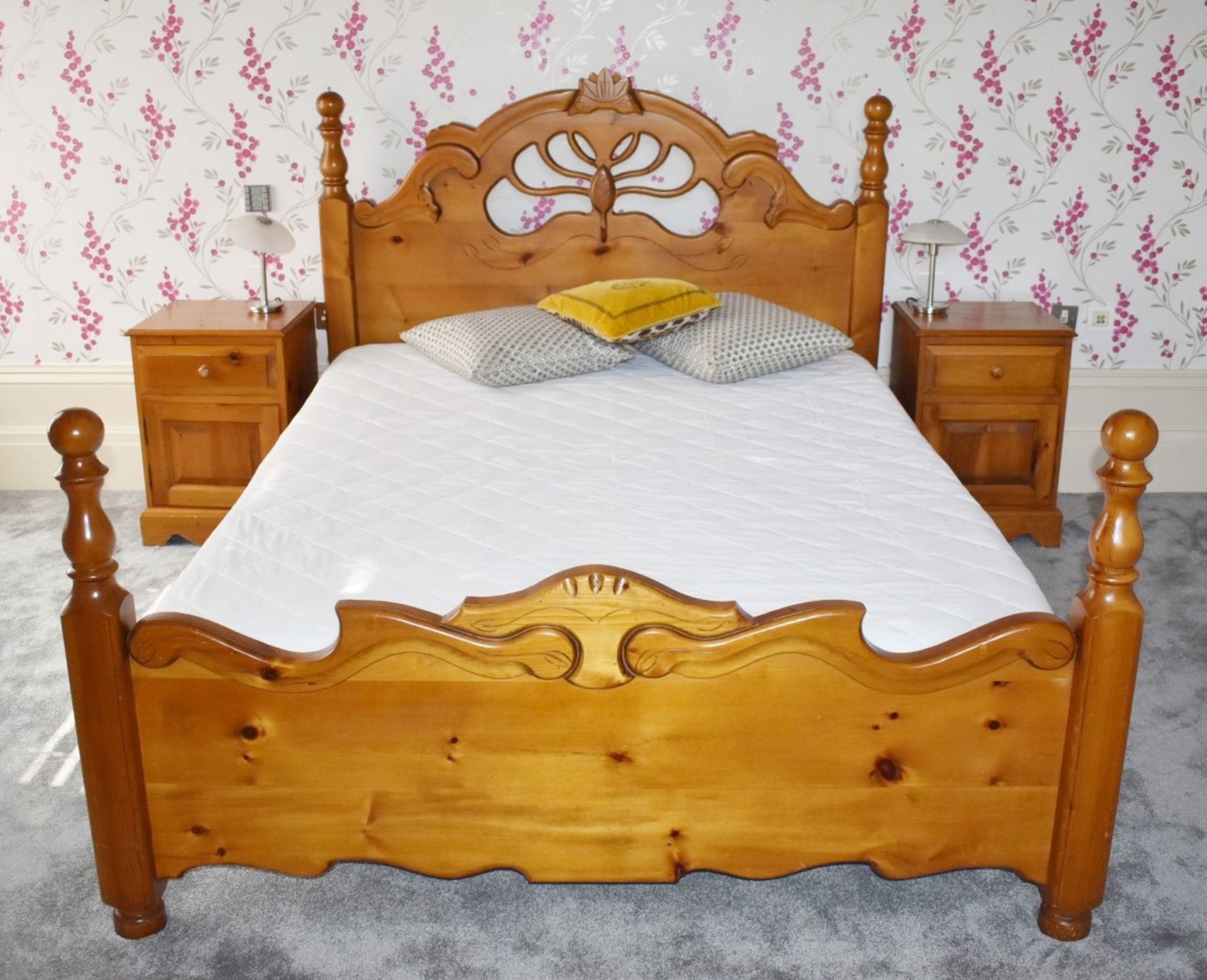 1 x Country Farmhouse Solid Pine Kingsize Bed Frame Featuring An Ornate Headboard & Footboard - NO - Image 3 of 7