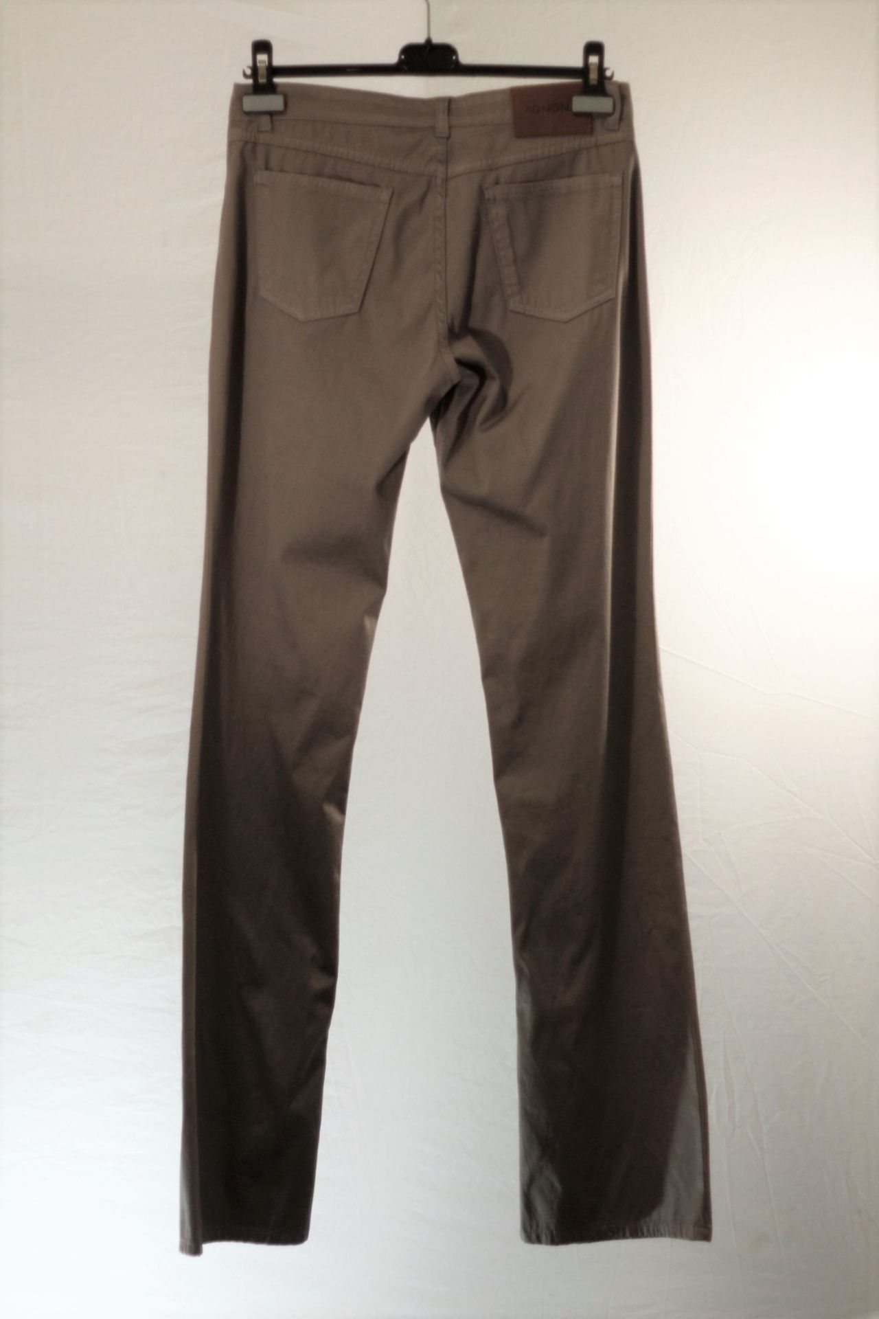 1 x Agnona Brown Jeans - Size: 16 - Material: 97% Cotton, 2% Elastane. Lining 100% Cotton - From a - Image 2 of 7