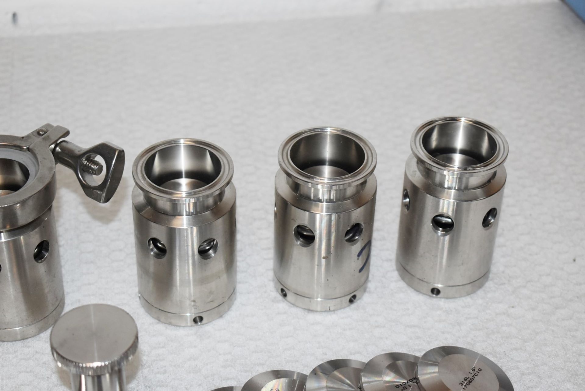 Assorted Job Lot of Stainless Steel Fittings For Brewery Equipment - Includes Approx 70 Pieces - - Image 4 of 14