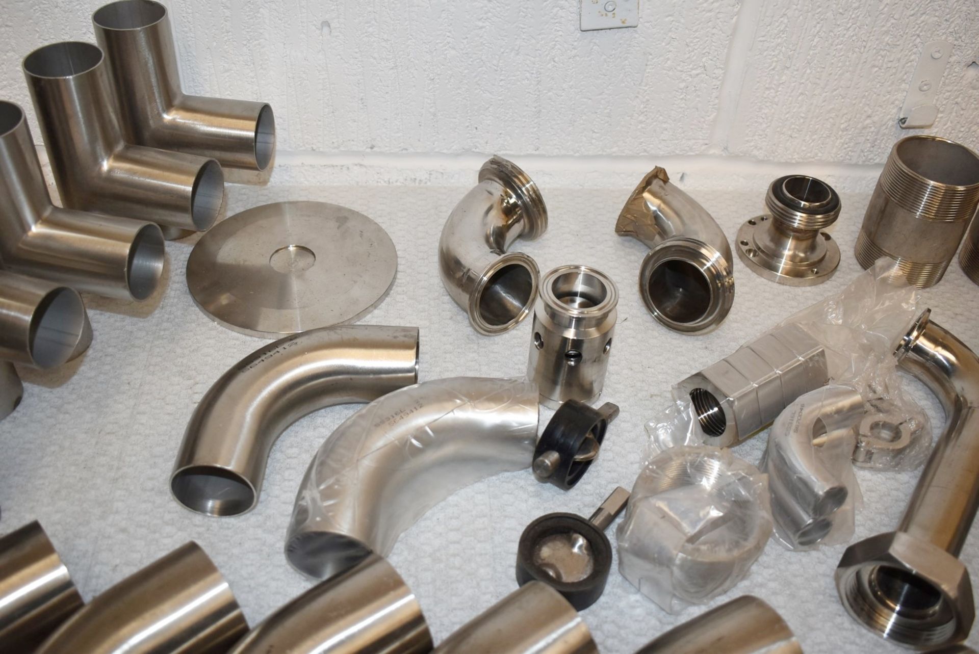 Assorted Job Lot of Stainless Steel Fittings For Brewery Equipment - Includes Approx 38 Pieces - - Image 3 of 13