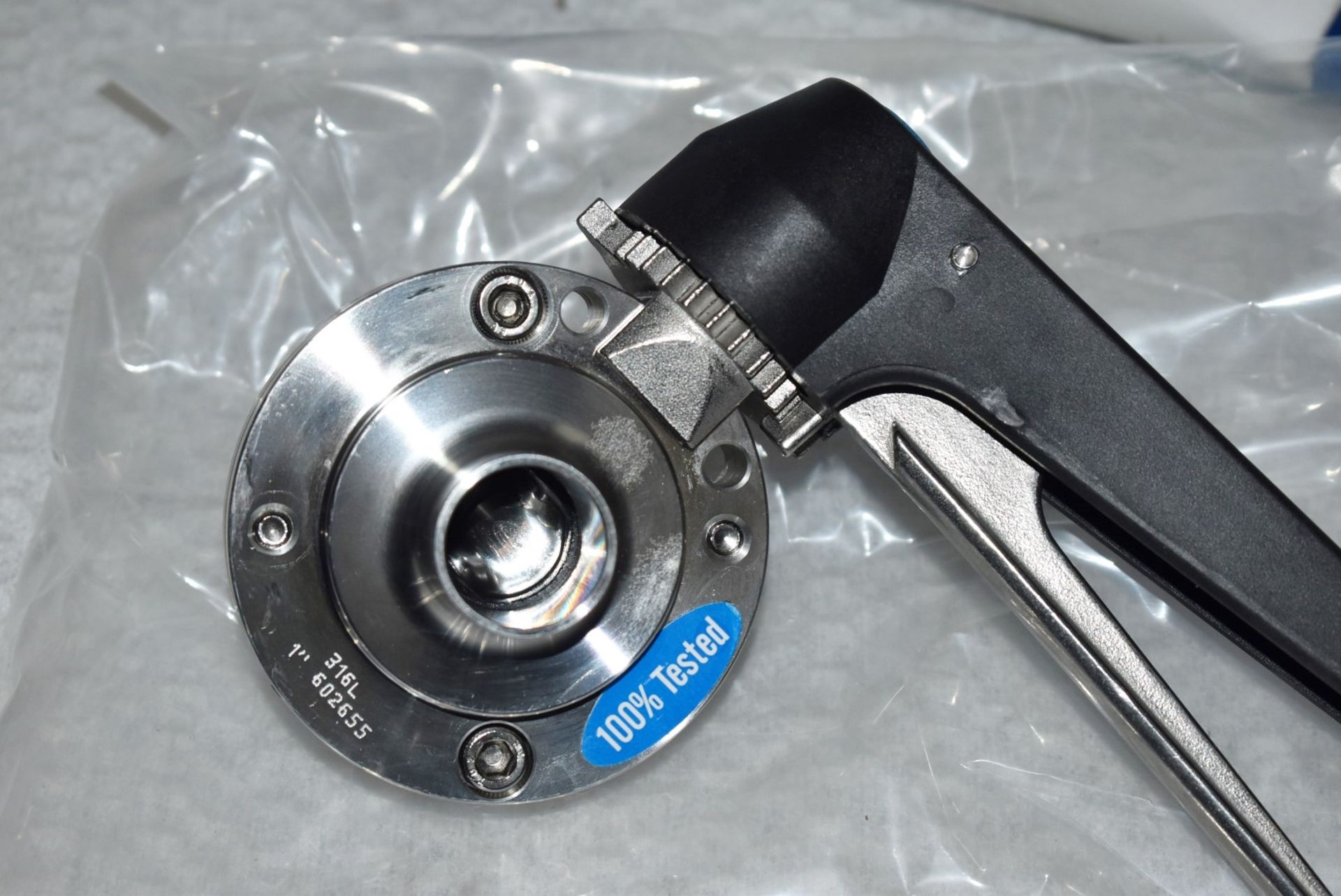 1 x Butterfly Valve - New in Original Box - Model: 3A - Material: 316L - Type: Weld - Size: 1 Inch - - Image 2 of 4
