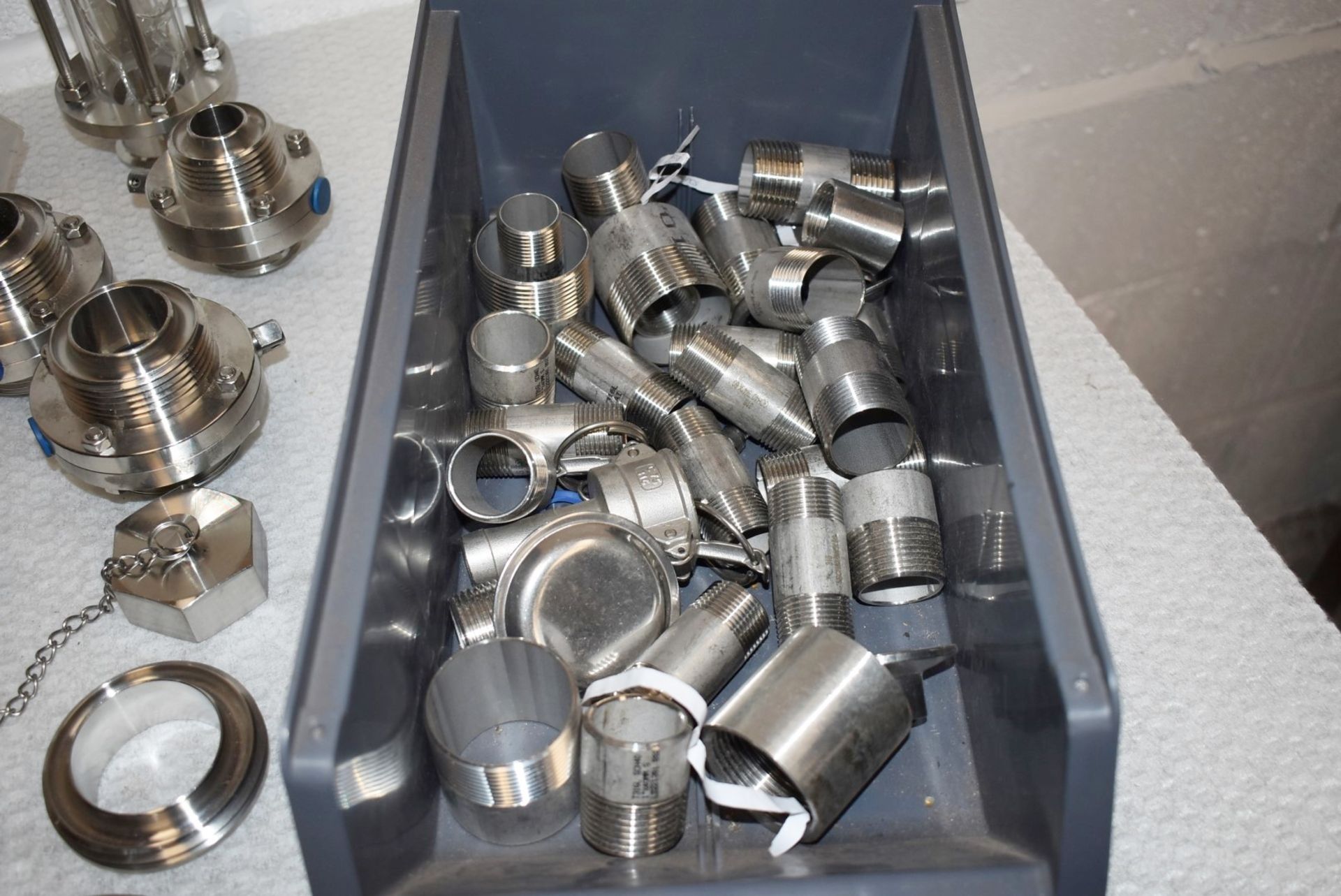 Assorted Job Lot of Stainless Steel Fittings For Brewery Equipment - Includes Approx 140 Pieces - - Image 5 of 18