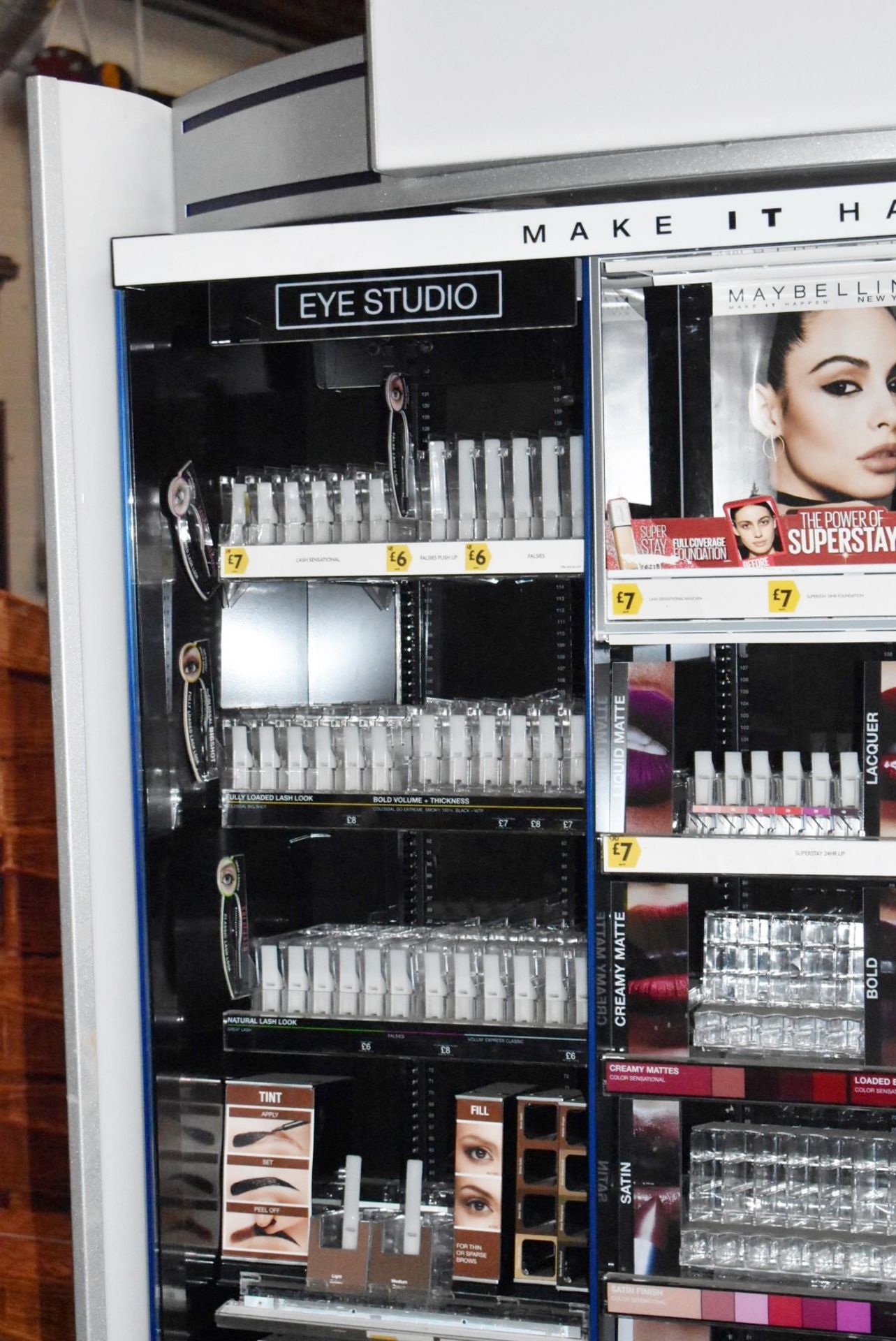 1 x Large Freestanding Make Up & Beauty Illuminated Retail Display Unit - Make it Happen Eye and - Image 10 of 16