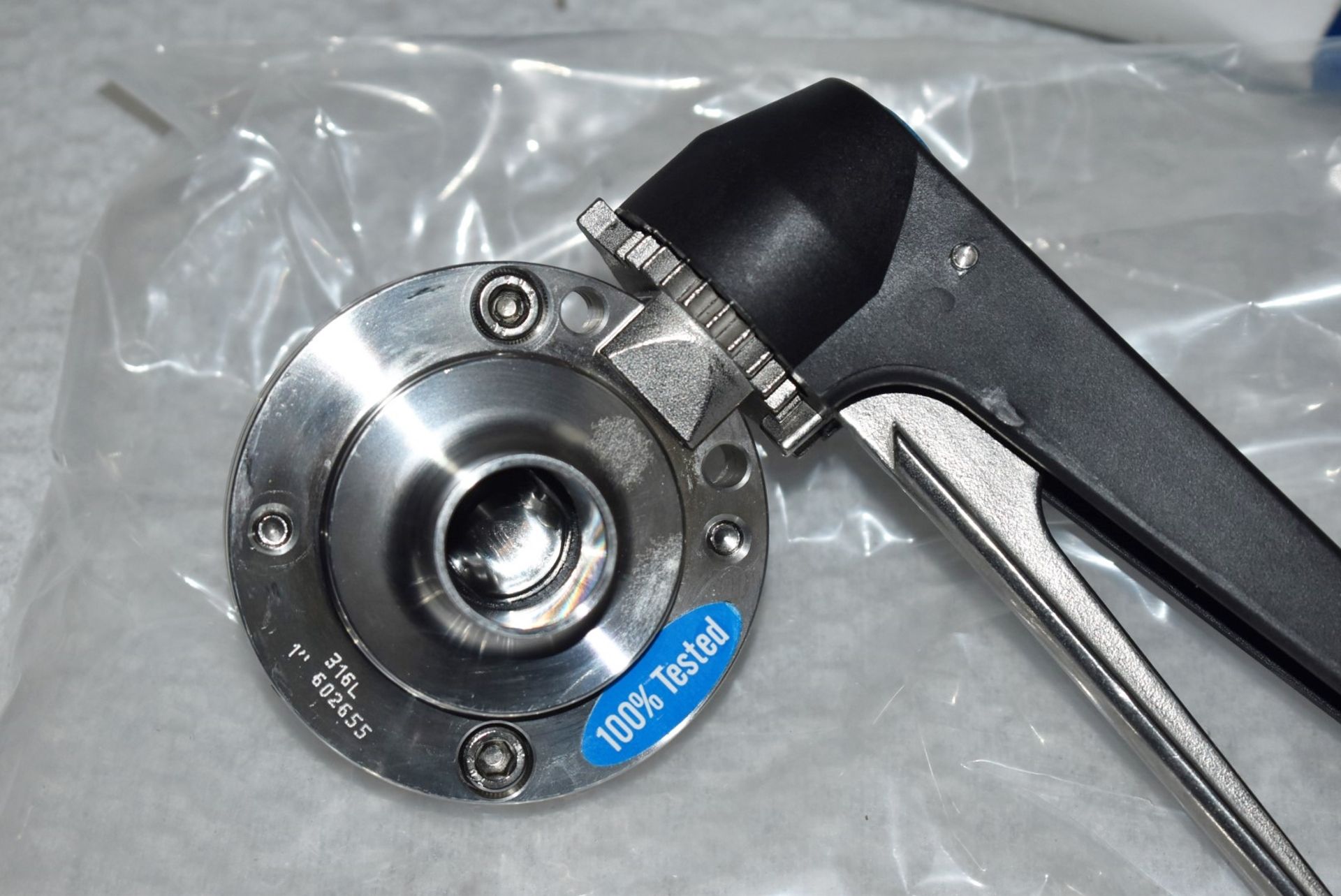 1 x Butterfly Valve - New in Original Box - Model: 3A - Material: 316L - Type: Weld - Size: 1 Inch - - Image 2 of 3