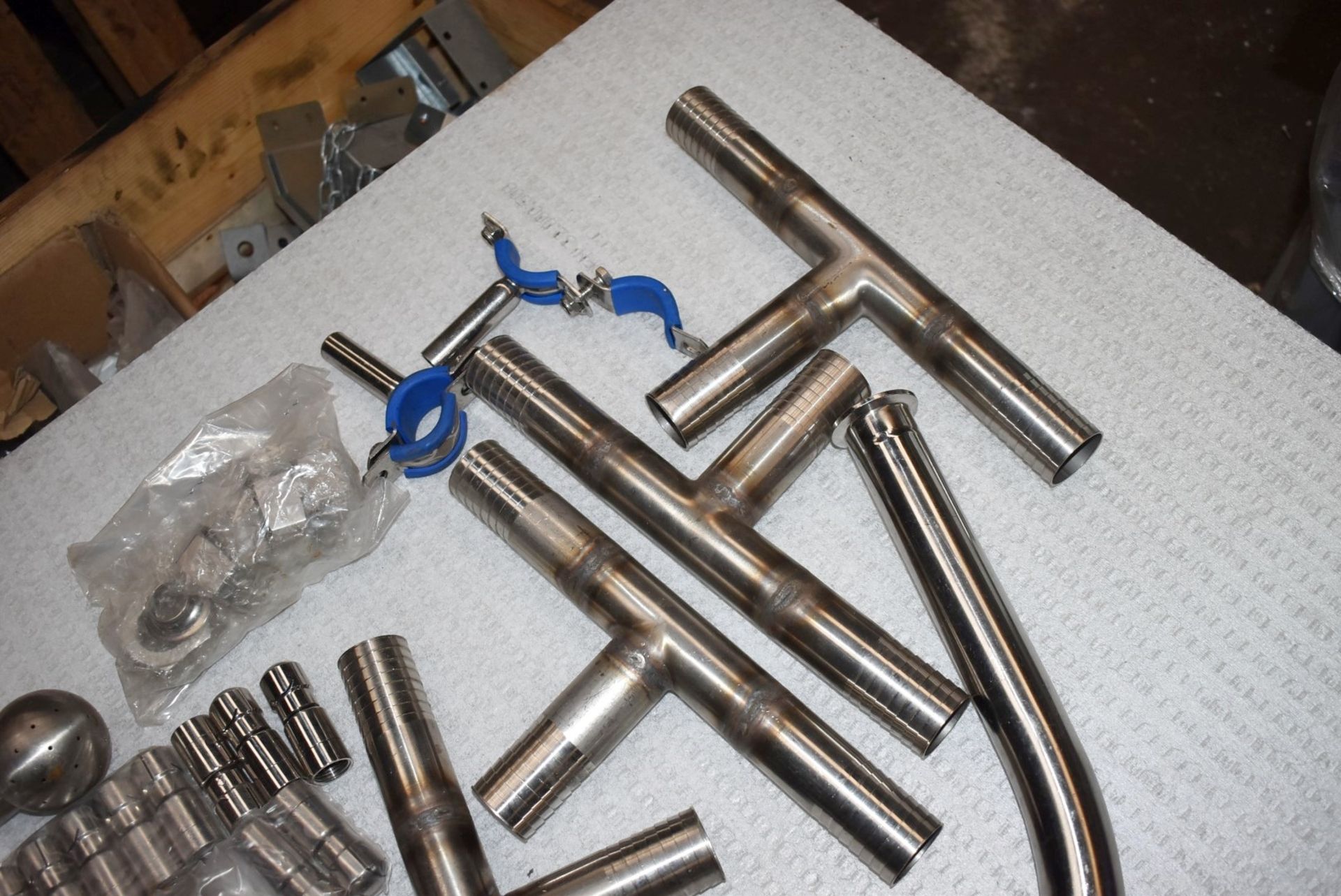 Assorted Job Lot of Stainless Steel Fittings For Brewery Equipment - Includes Approx 30 Pieces - - Image 3 of 17