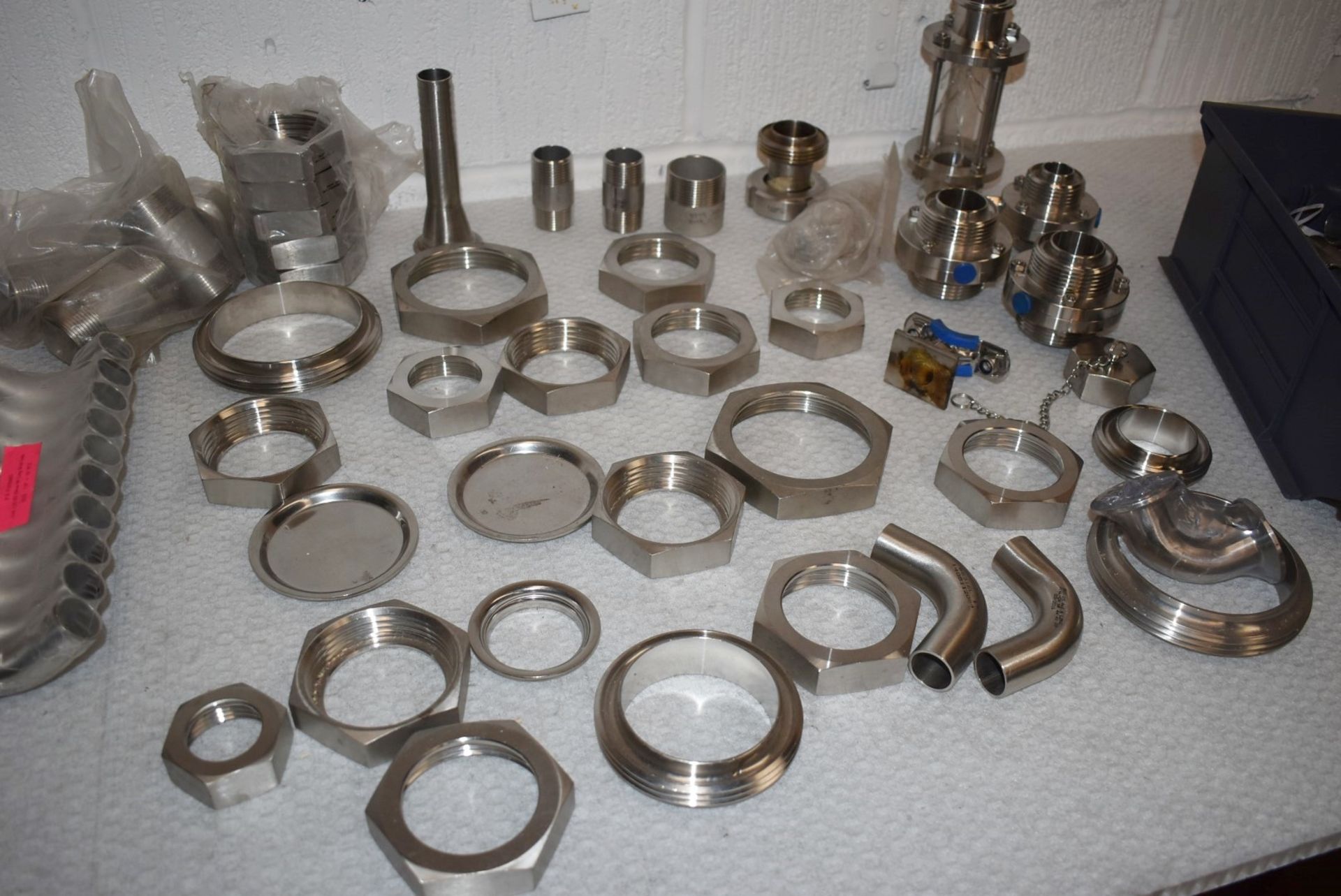 Assorted Job Lot of Stainless Steel Fittings For Brewery Equipment - Includes Approx 140 Pieces - - Image 16 of 18