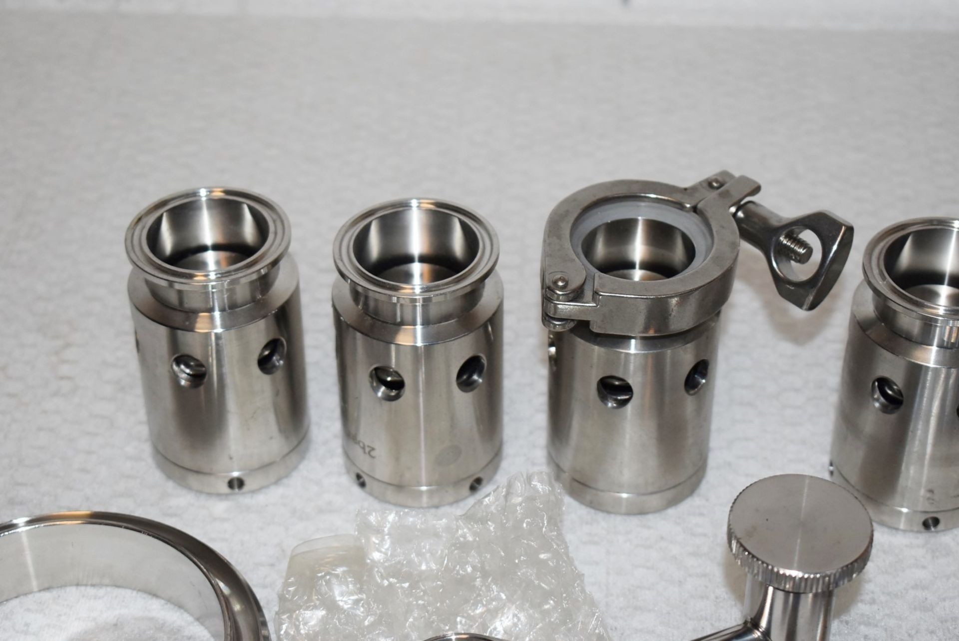 Assorted Job Lot of Stainless Steel Fittings For Brewery Equipment - Includes Approx 70 Pieces - - Image 3 of 14