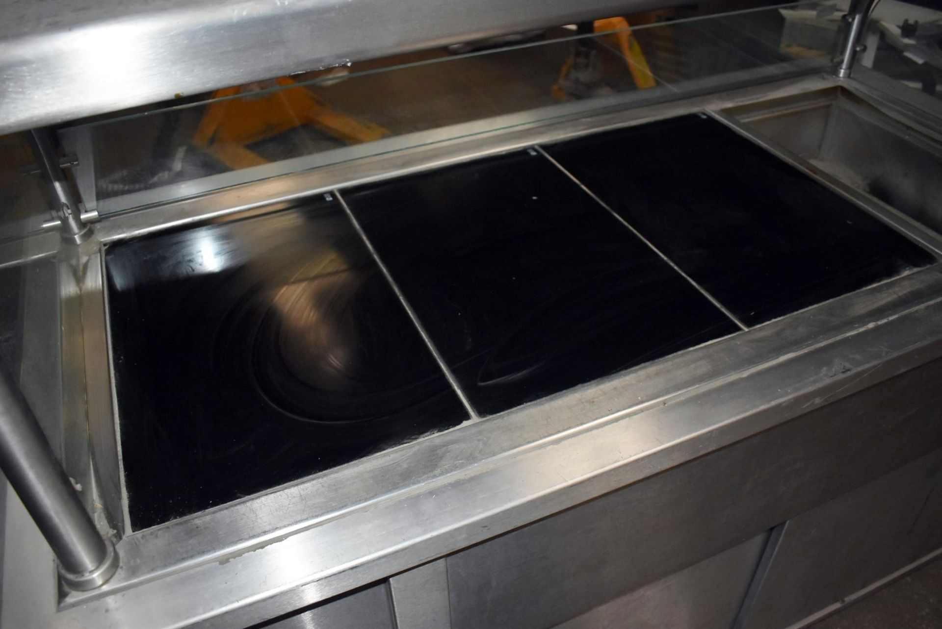 1 x Commercial Servery Unit With Three Ceran Hot Plates, One Baine Marie, Overhead Warmer and - Image 3 of 11