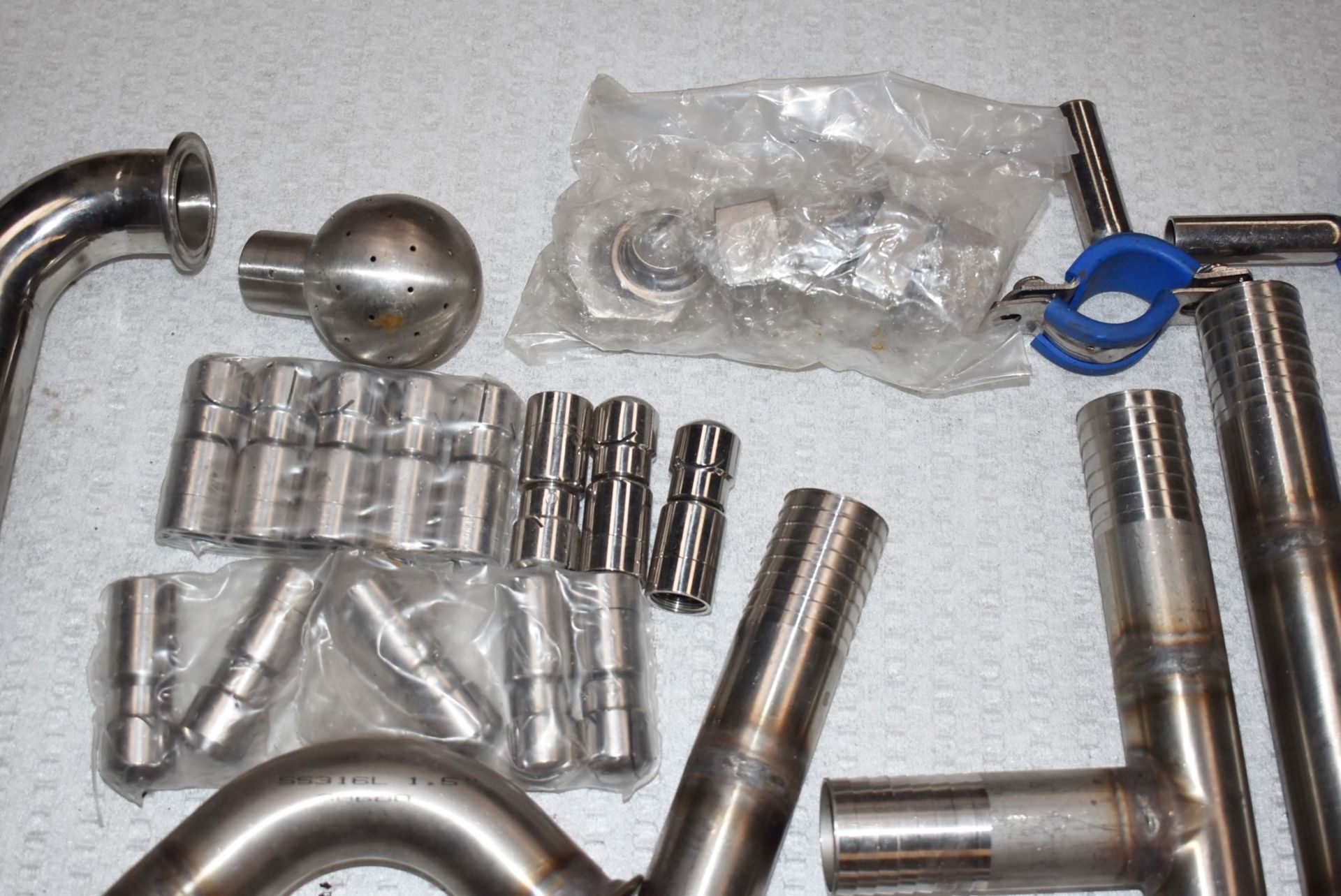 Assorted Job Lot of Stainless Steel Fittings For Brewery Equipment - Includes Approx 30 Pieces - - Image 10 of 17