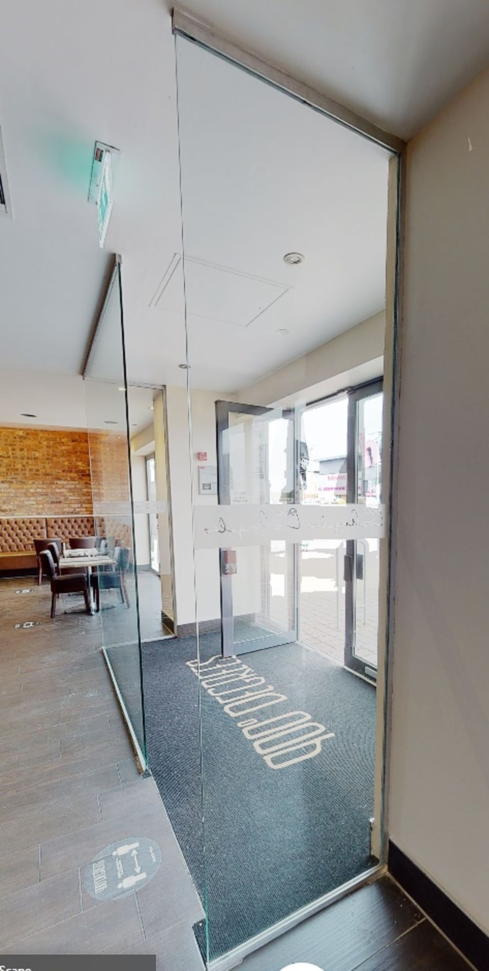 1 x Glass Entrance Foyer - Three Sections of Glass - Please See Details - CL701 - Location: Ashton - Image 6 of 7
