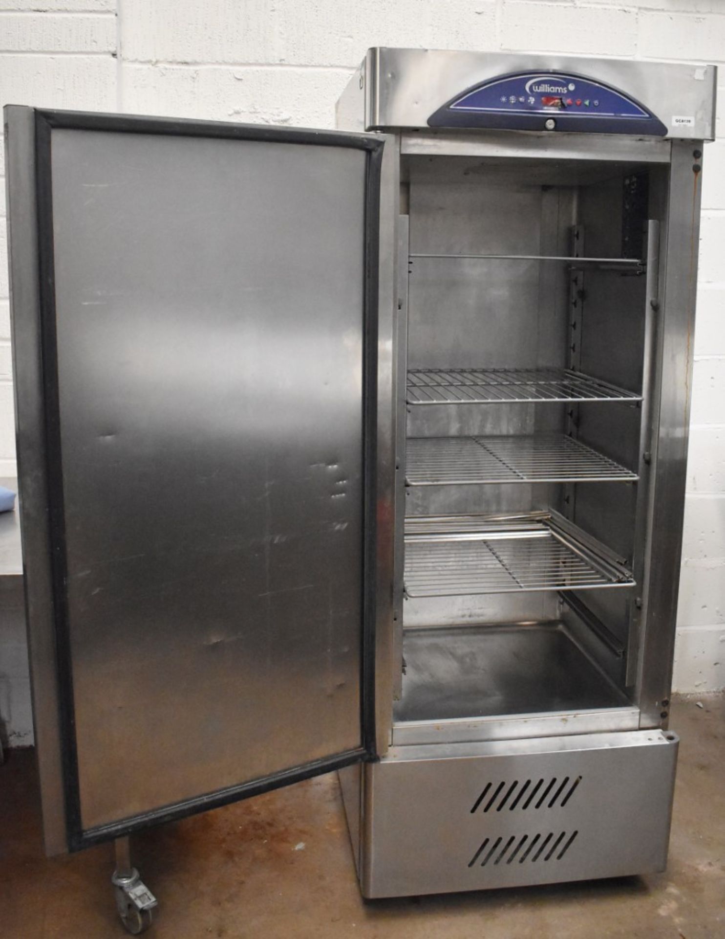1 x Williams HZ16 Upright Single Door Refrigerator With Stainless Steel Finish - Ref: GCA139 WH5 - - Image 4 of 12