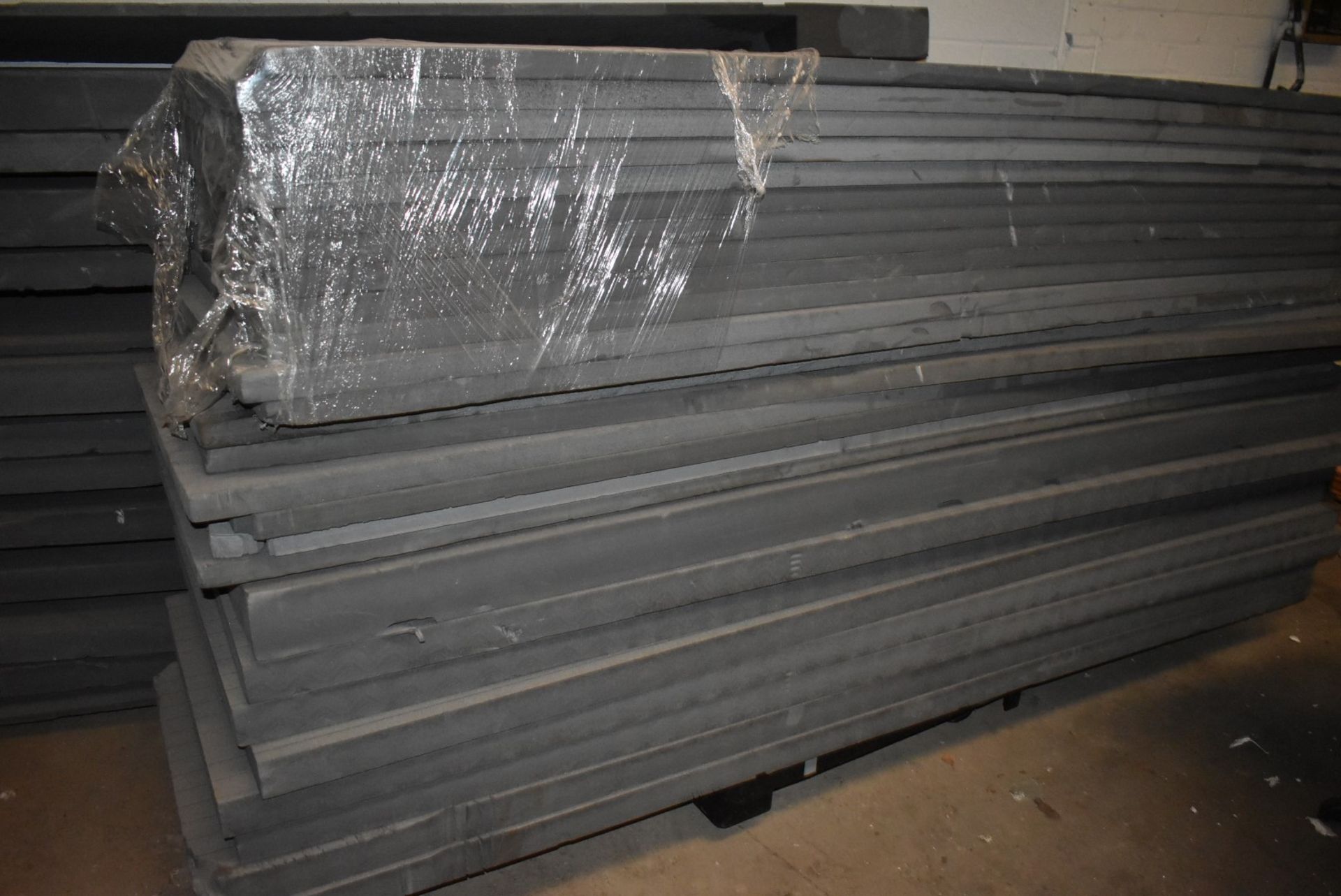 Approx 40 x Xenergy RTM Plus Extruded Polystyrene Thermal Insulation Boards - Size: 260cm x - Image 10 of 10