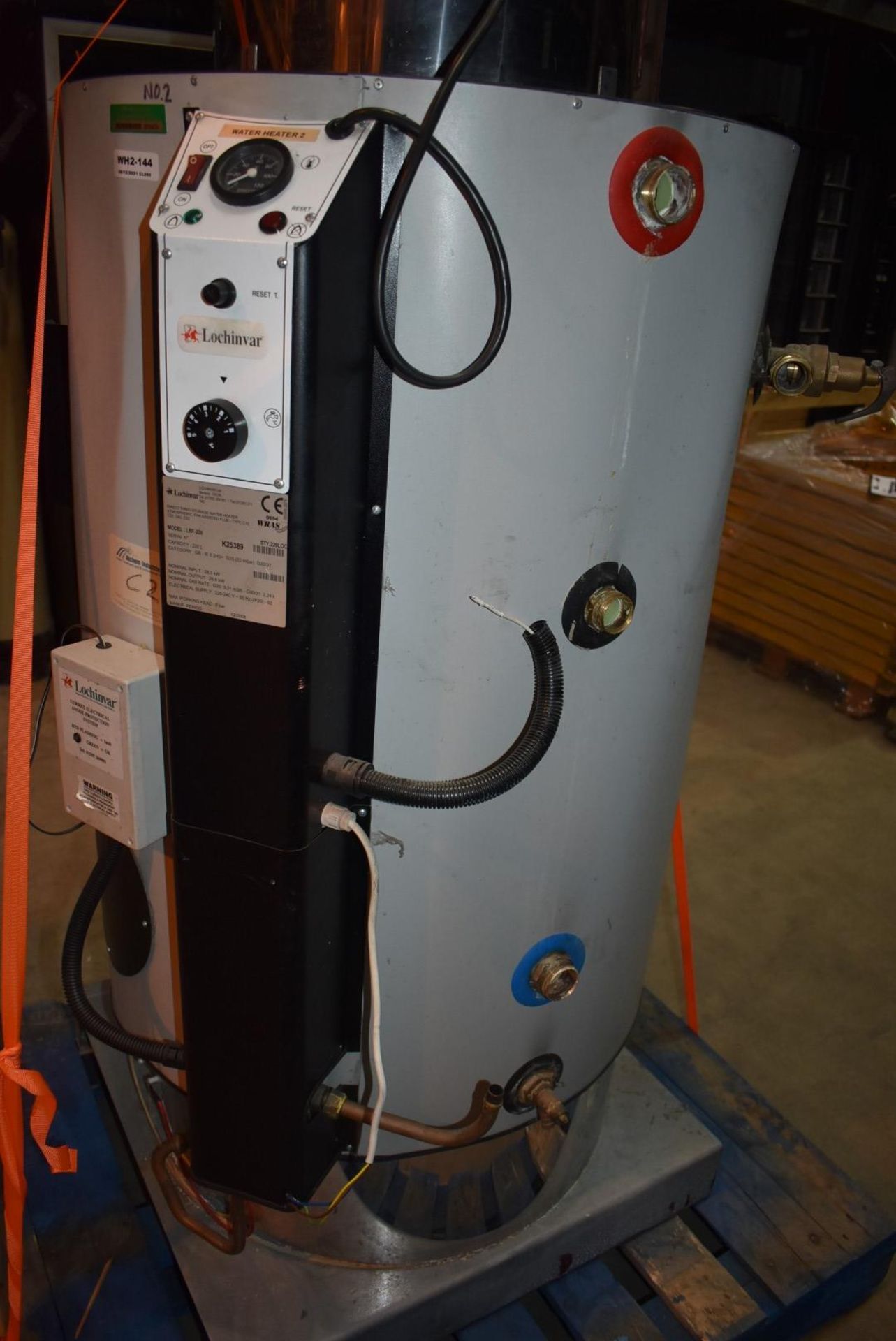 1 x Lochinvar High Efficiency Gas Fired 220L Storage Water Heater - Model LBF-220 - Ref: WH2-144 H5D - Image 3 of 19