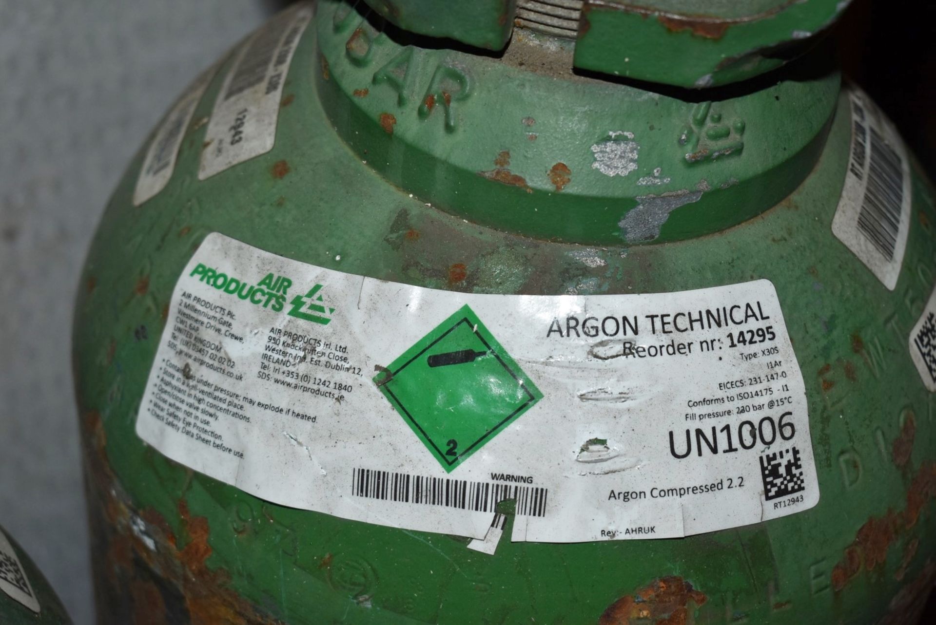 3 x Argon Welding and Cutting Gas Cylinders - Height 2 x 105cm and 1x 70cm - CL717 - Ref: GCA435 WH5 - Image 13 of 15