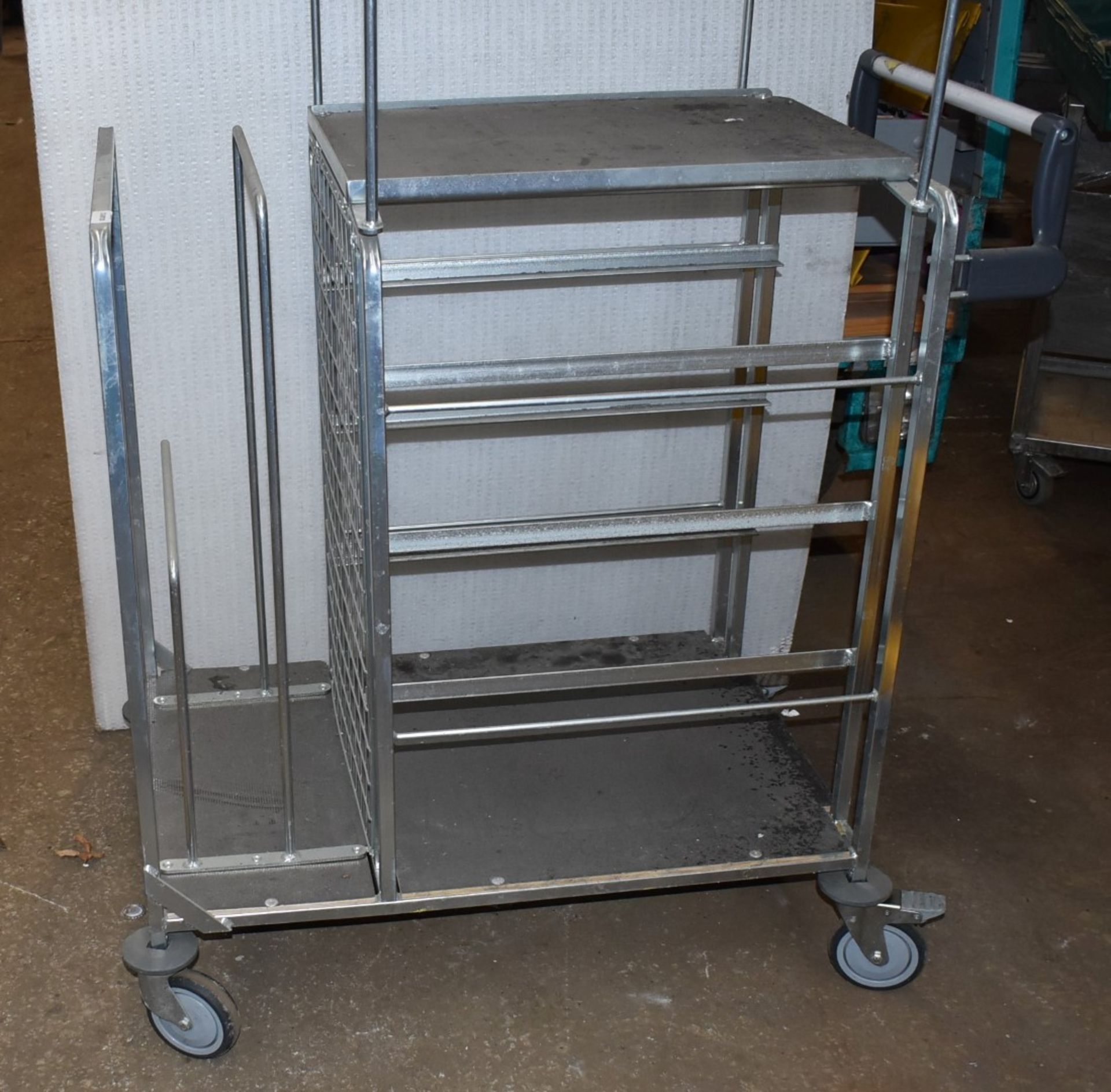 1 x Mobile Picker / Packer Trolly - Overall Size H105 x W100 x D60 cms - CL011 - Ref GCA WH5 - - Image 2 of 5