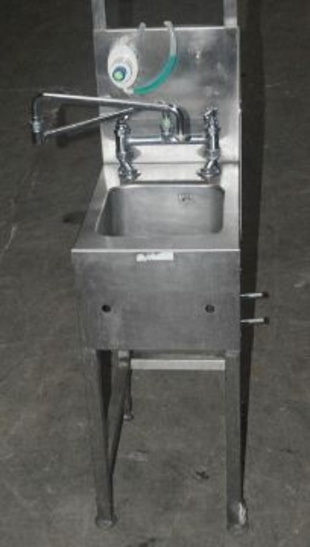 1 x Stainless Steel Commercial Kitchen Janitorial Mop / Cleaning Station - Dimensions: H187 x W33 - Image 6 of 6