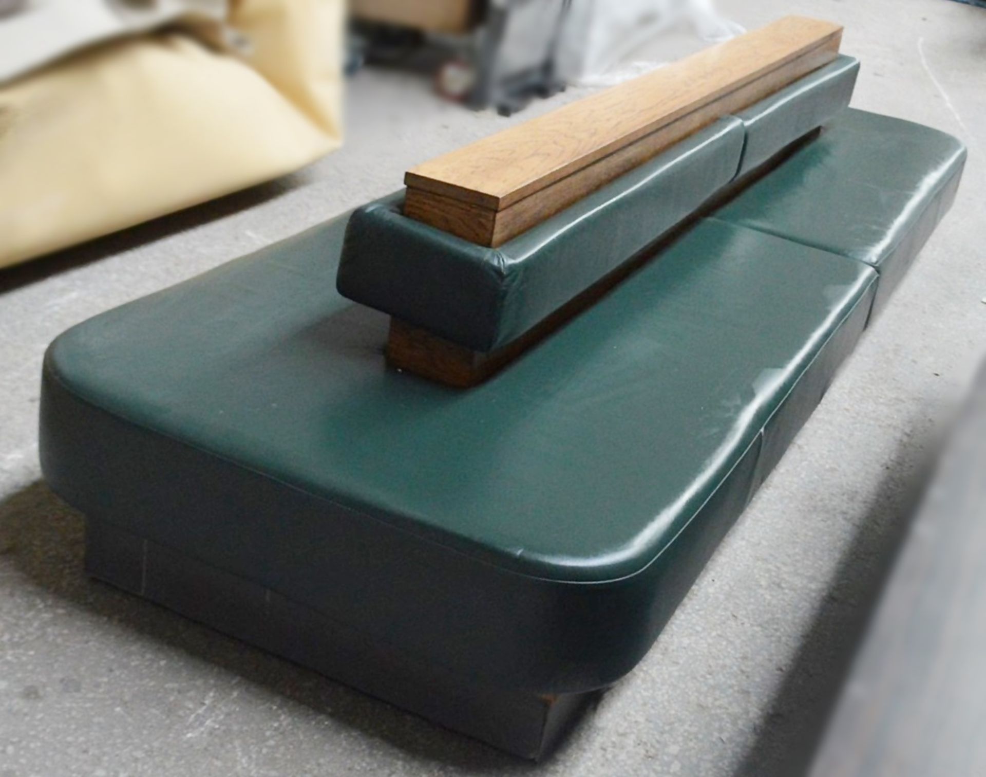 1 x Large Seating Bench Upholstered In A Green Faux Leather - Dimensions: H62 x W285 x D88cm / - Image 2 of 5