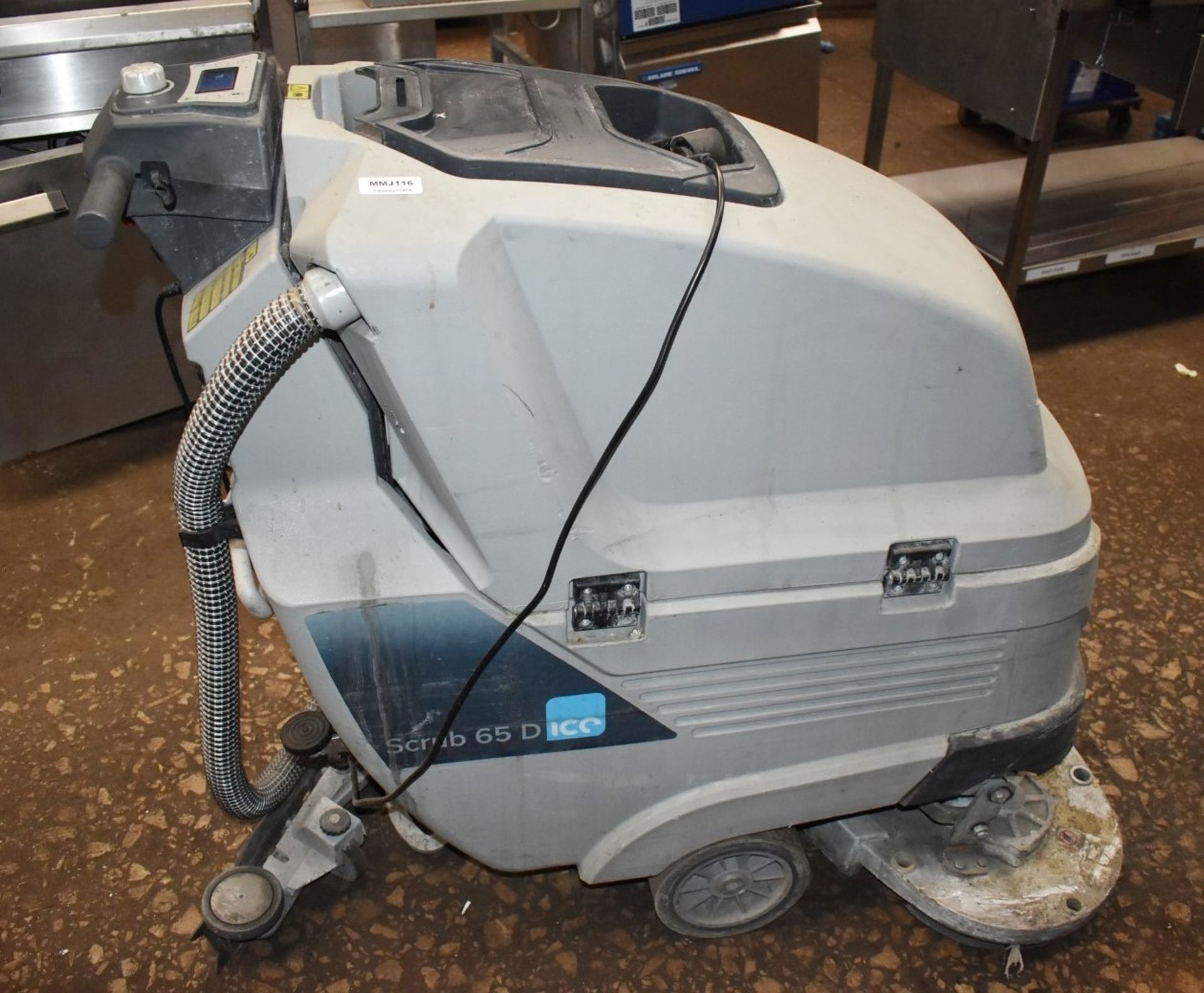 1 x Ice Scrub 65D Commercial Floor Scrubber Dryer - Recently Removed From a Supermarket - Image 2 of 16