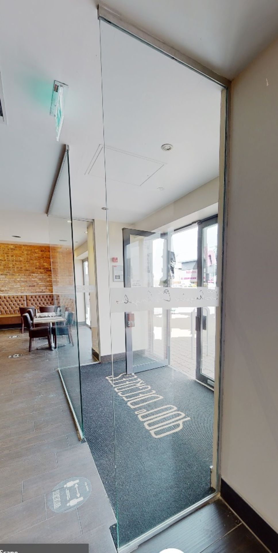 1 x Glass Entrance Foyer - Three Sections of Glass - Please See Details - CL701 - Location: Ashton - Image 7 of 7