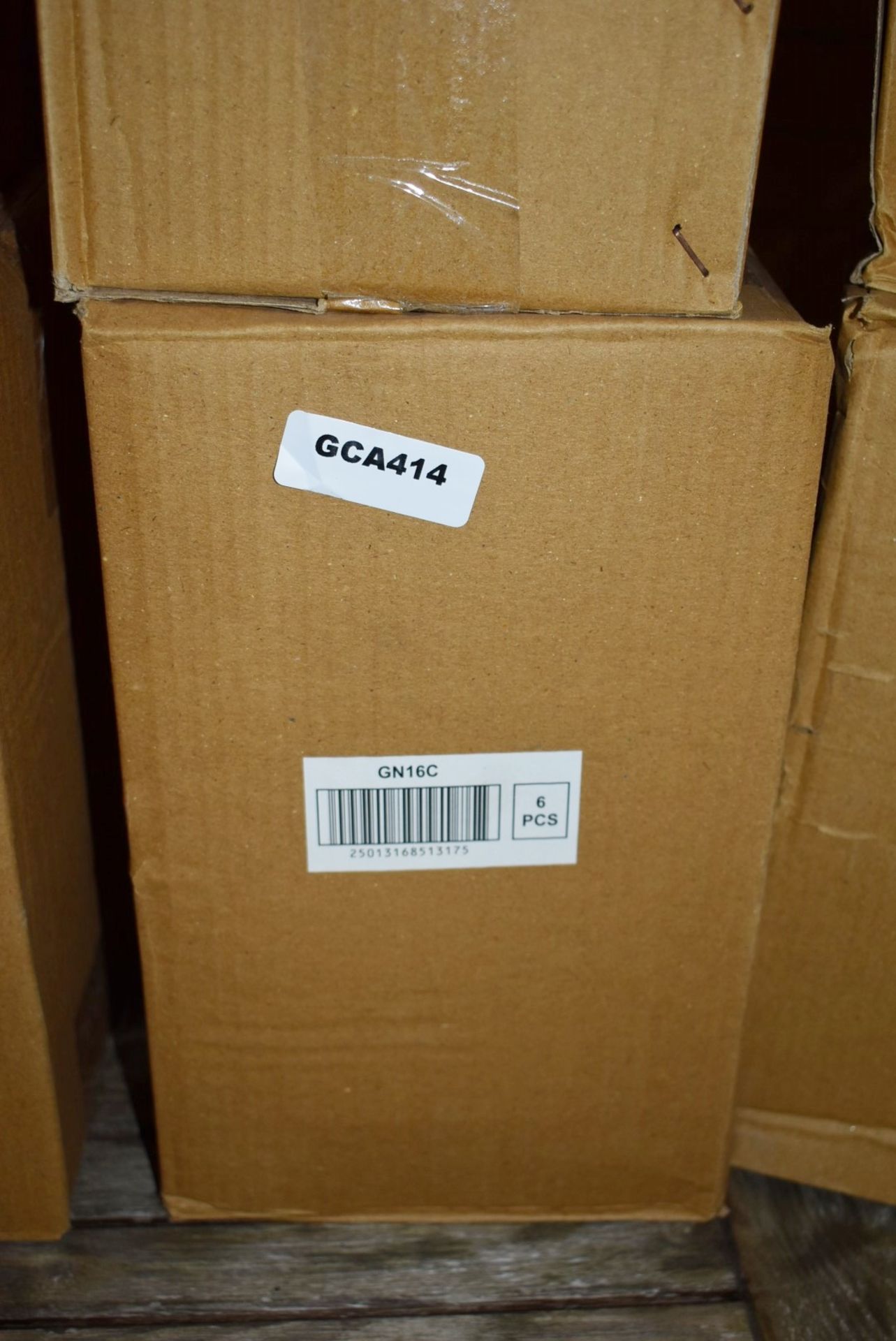 43 x Stainless Steel Gastro Pans - New in Boxes - 1/6 GN PAN, 150mm, 0.7mm - CL011 - Ref: GCA - Image 5 of 8