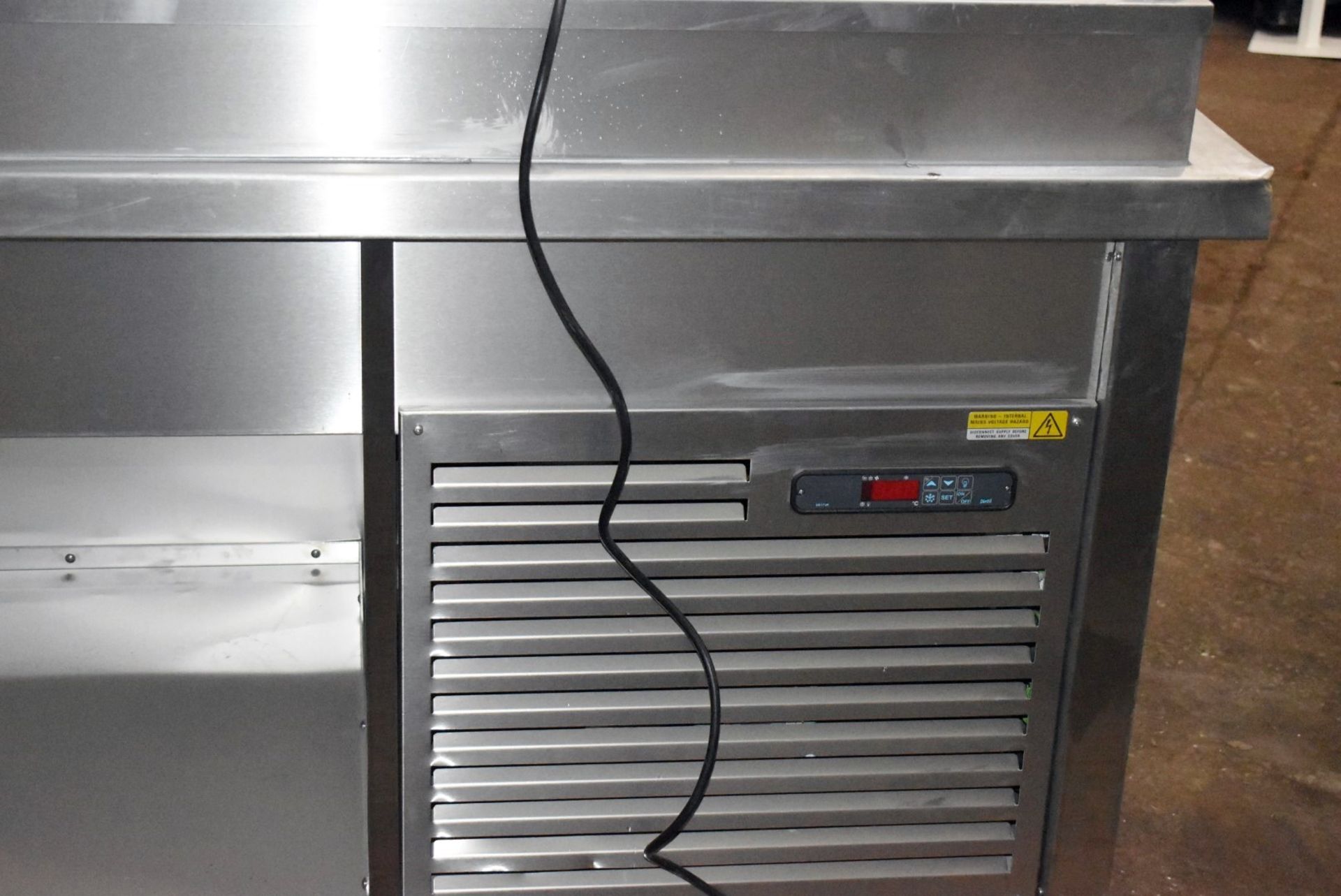 1 x Grundy Commercial Refrigerated Servery Unit With Stone Internal Panels - Stainless Steel - Image 17 of 18