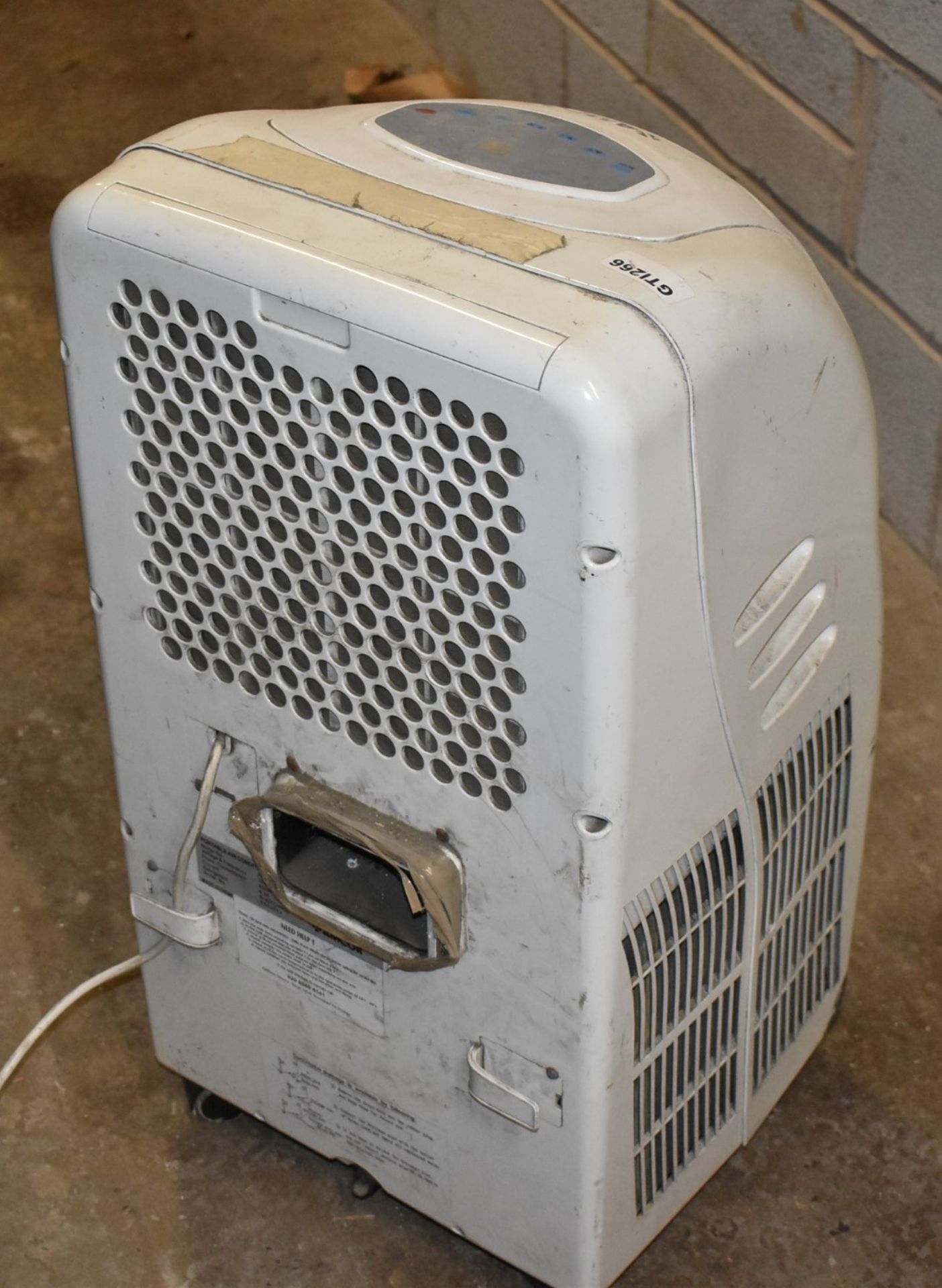 1 x Amcor Dehumidifier - 240v - Ref GTI266 WH5 - Location: Altrincham WA14 - Image 4 of 4