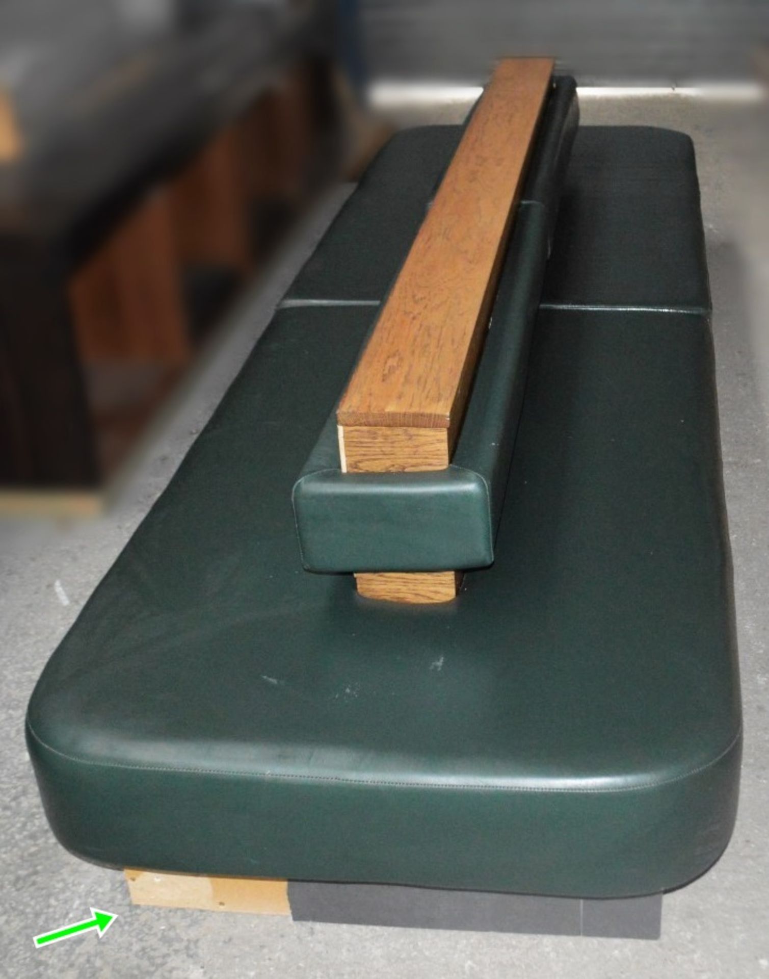 1 x Large Seating Bench Upholstered In A Green Faux Leather - Dimensions: H62 x W285 x D88cm / - Image 3 of 5