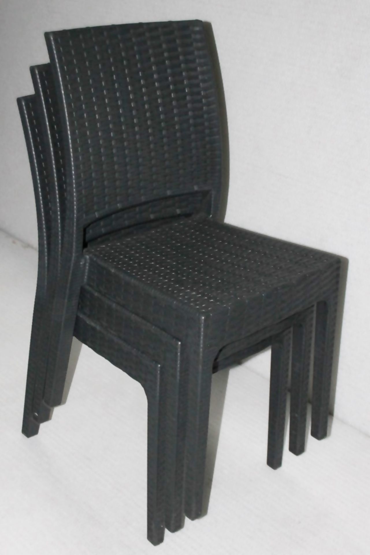 4 x SIESTA EXCLUSIVE 'Florida' Commercial Stackable Rattan-style Chairs In Dark Grey - CL987 - Total - Image 9 of 13