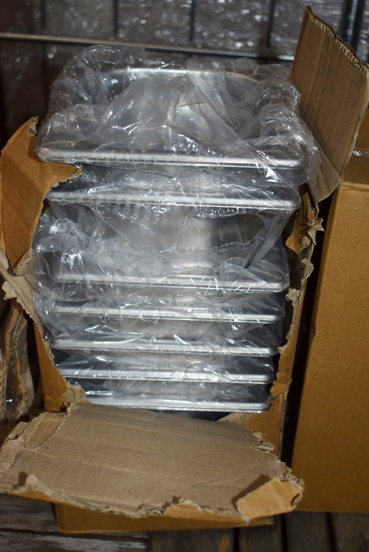 43 x Stainless Steel Gastro Pans - New in Boxes - 1/6 GN PAN, 150mm, 0.7mm - CL011 - Ref: GCA - Image 3 of 8