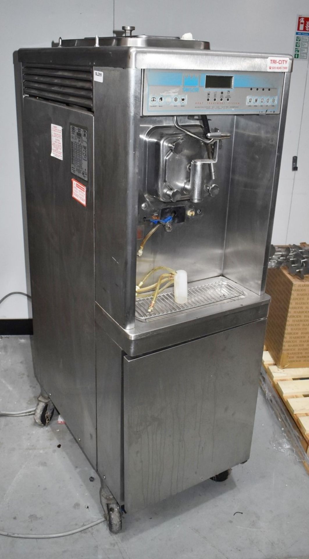 1 x Taylor H60-40 Ice Cream Machine - 240v - CL999 - Size: H150 x W46 x D97 cms - Ref SL299 F2A -