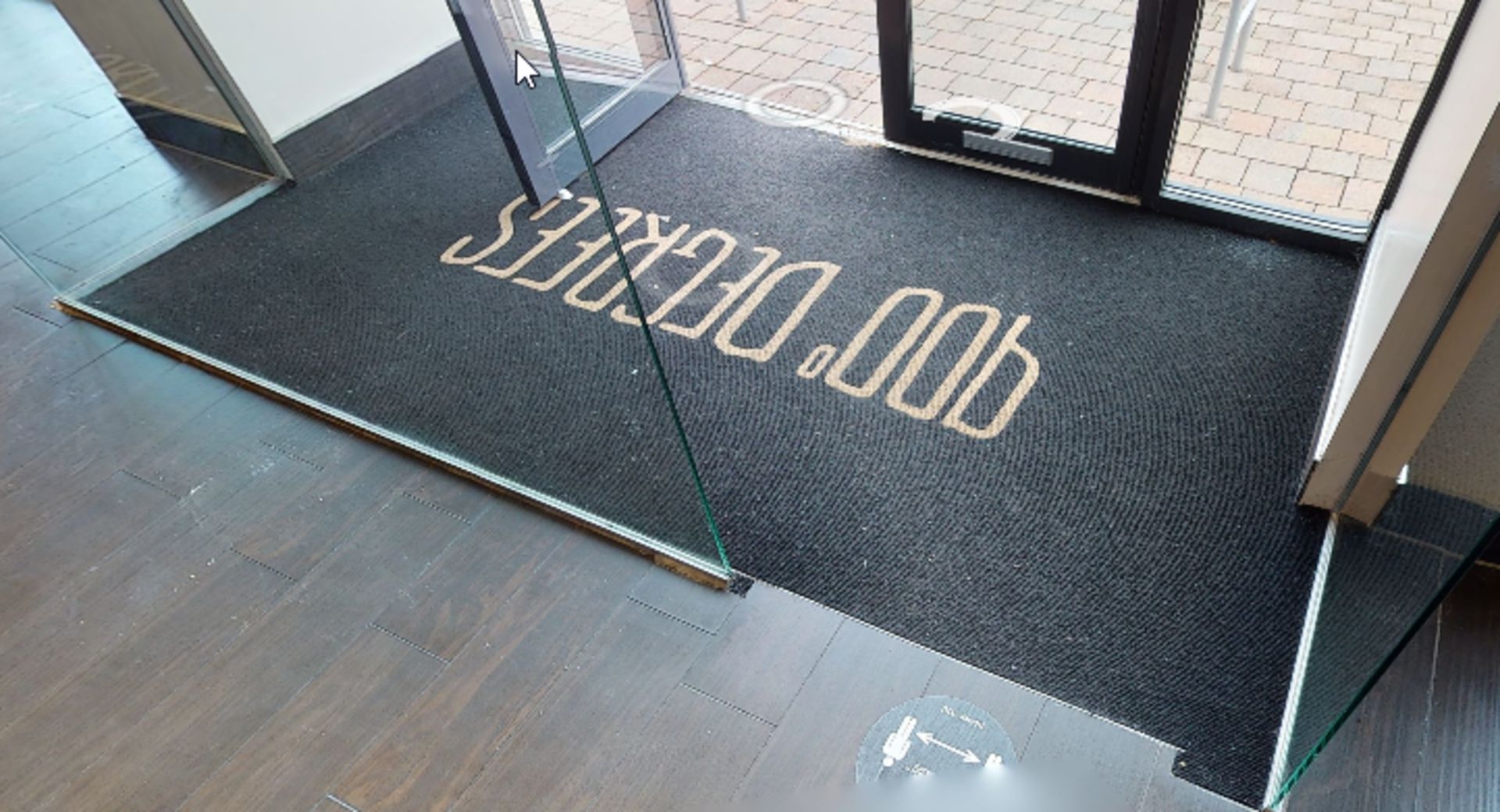 1 x Commercial Entry Anti-Slip Entrance Mat - Size Approx 310 x 160 cms - CL701 - Location: Ashton