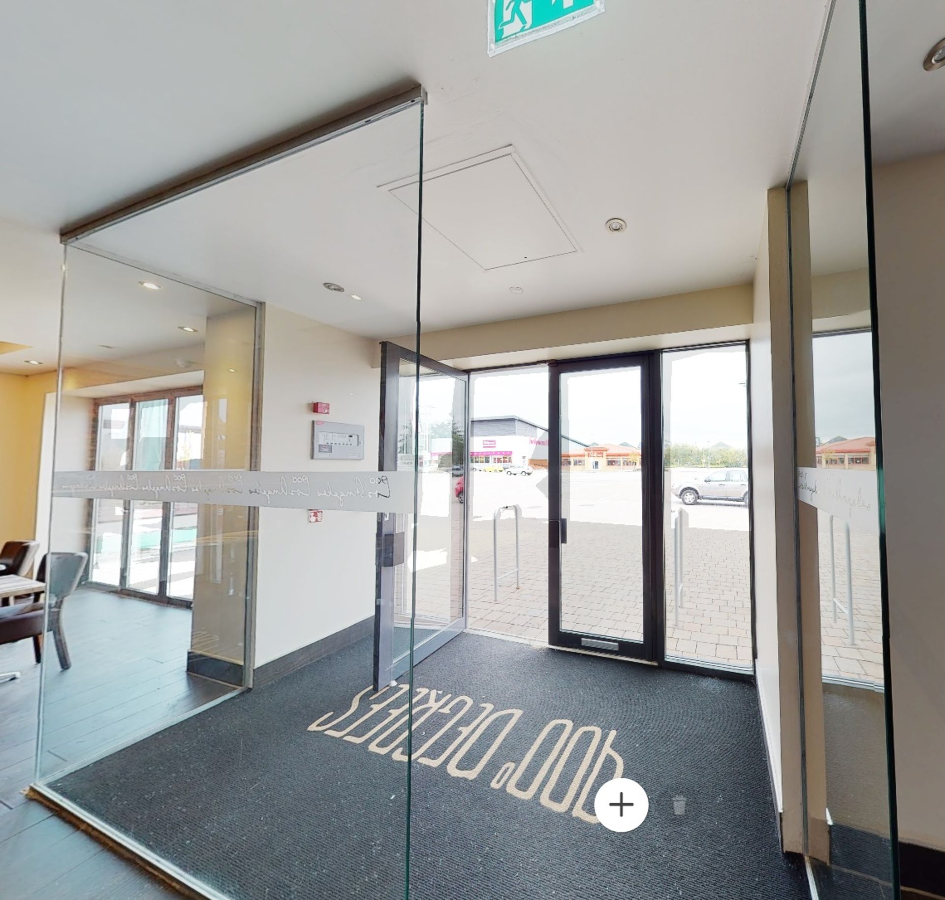 1 x Glass Entrance Foyer - Three Sections of Glass - Please See Details - CL701 - Location: Ashton - Image 6 of 7