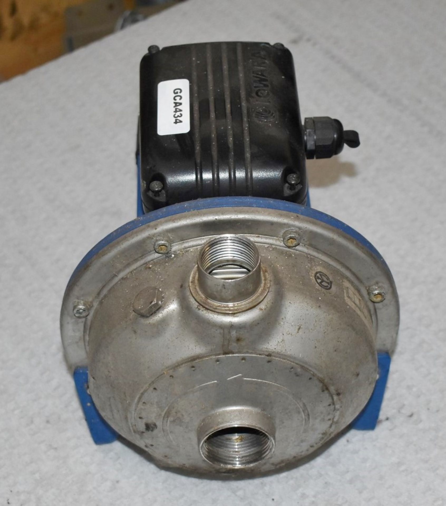 1 x Xylem Lowara 8 Bar Direct Coupling Centrifugal Water Pump - 60L/min - 2015 Model - Model - Image 8 of 8