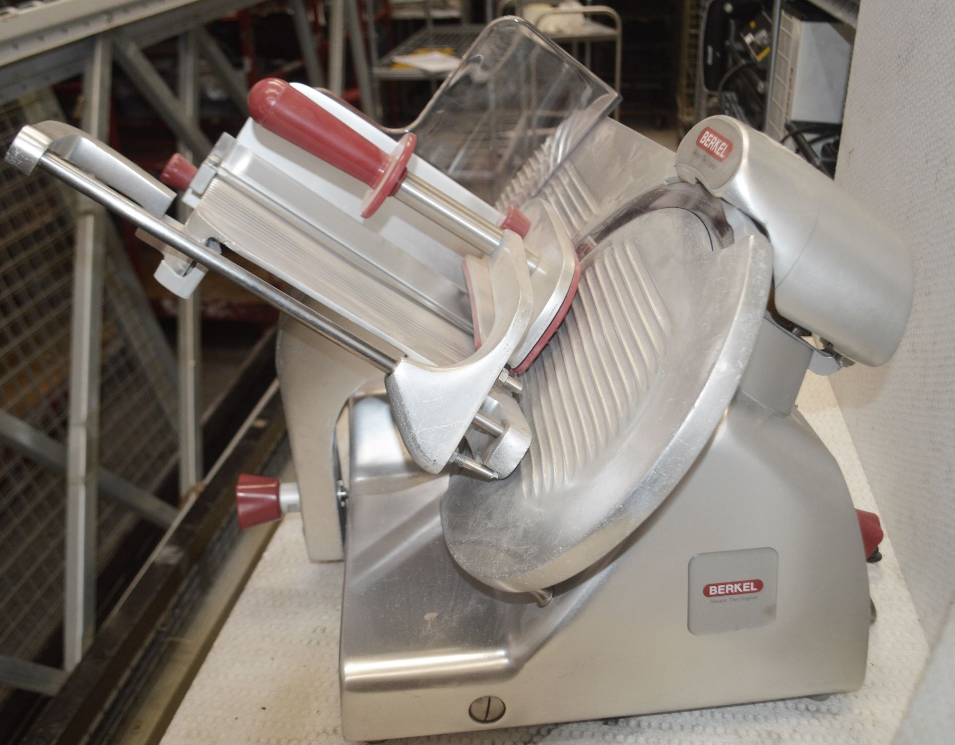 1 x Berkel 12" Commercial Cooked Meat / Bacon Slicer - 220-240v - Model BSPGL04011A0F - Image 3 of 4