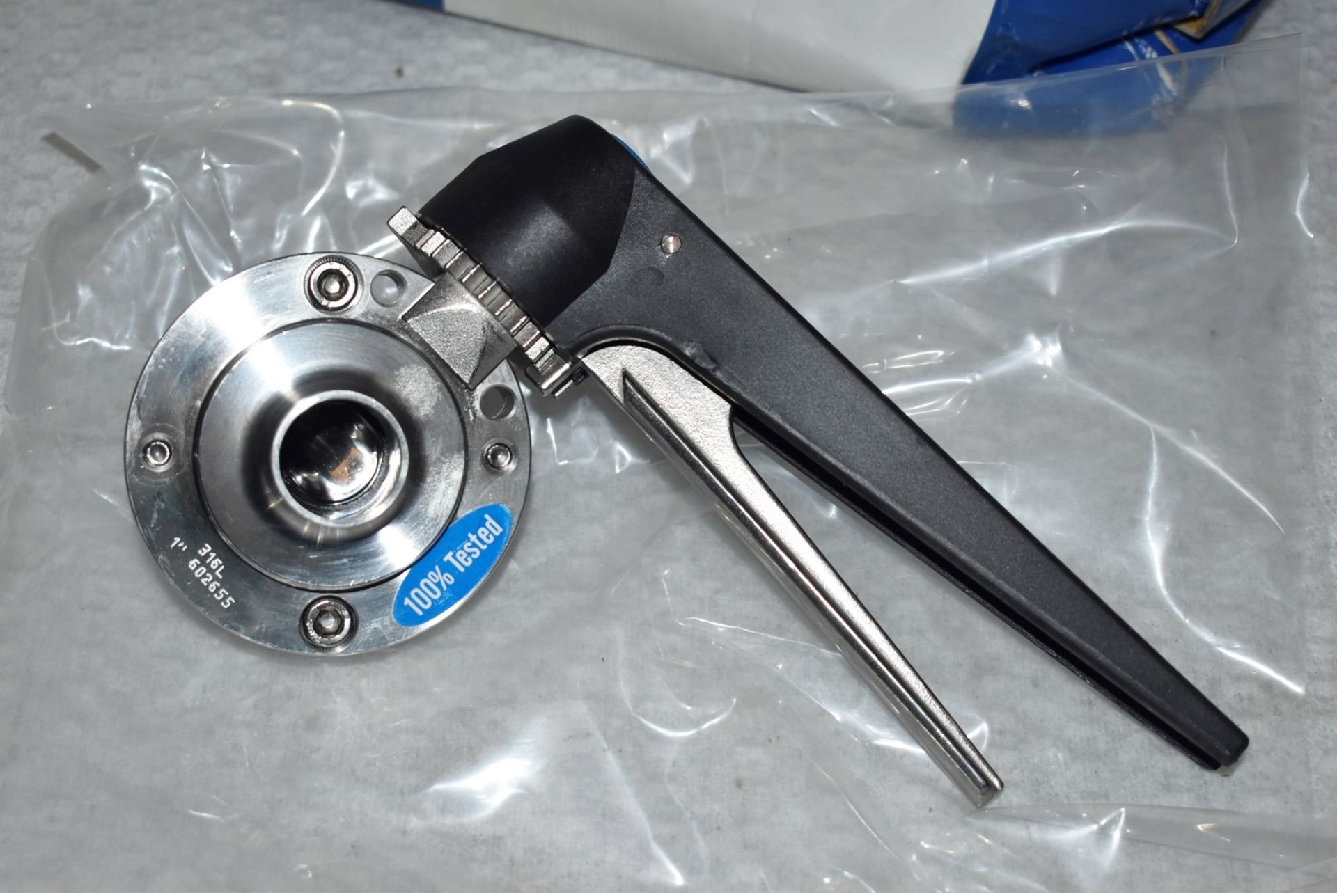 1 x Butterfly Valve - New in Original Box - Model: 3A - Material: 316L - Type: Weld - Size: 1 Inch -