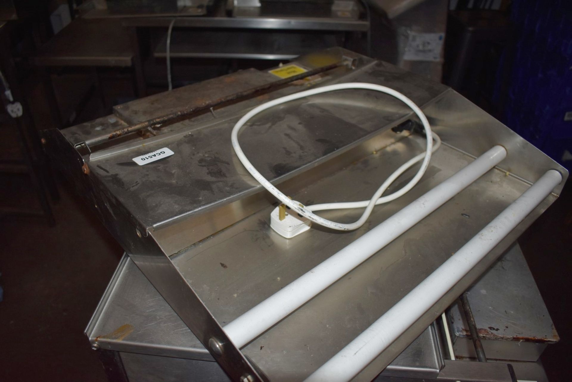 1 x Countertop Food Tray Wrapper Unit For Heat Sealed Wrapping - 56cm Wide - 240v - Recently Removed - Image 4 of 5