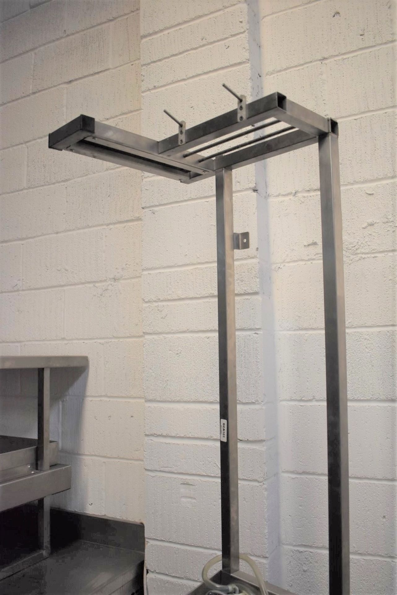 1 x Stainless Steel Commercial Kitchen Janitorial Mop / Cleaning Station - Dimensions: H187 x W33 - Image 4 of 6