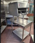 Falcon Salamander Gas Grill 900 Sx Series On Stainless Steel Mounted Stand - No VAT On The