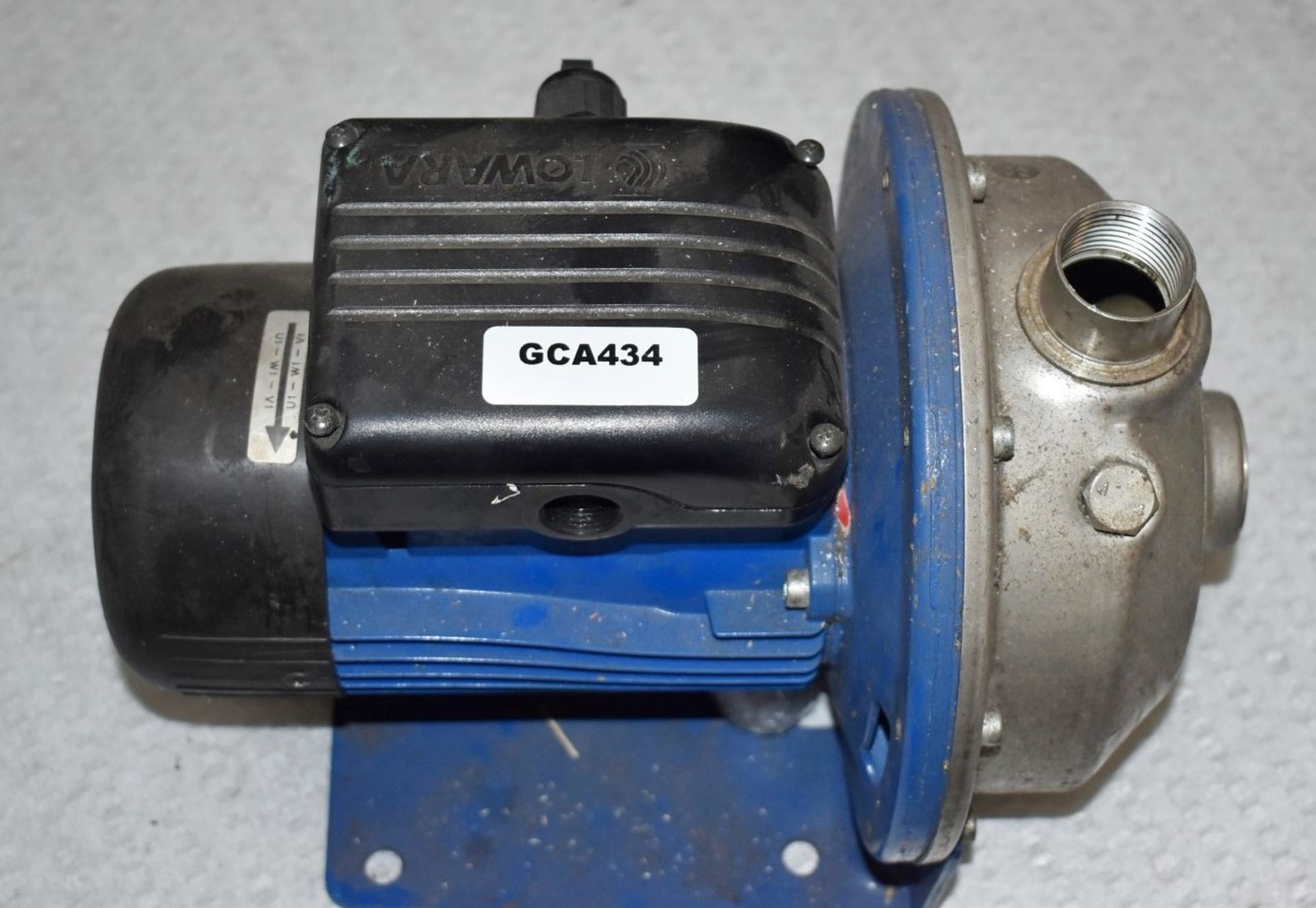 1 x Xylem Lowara 8 Bar Direct Coupling Centrifugal Water Pump - 60L/min - 2015 Model - Model - Image 7 of 8