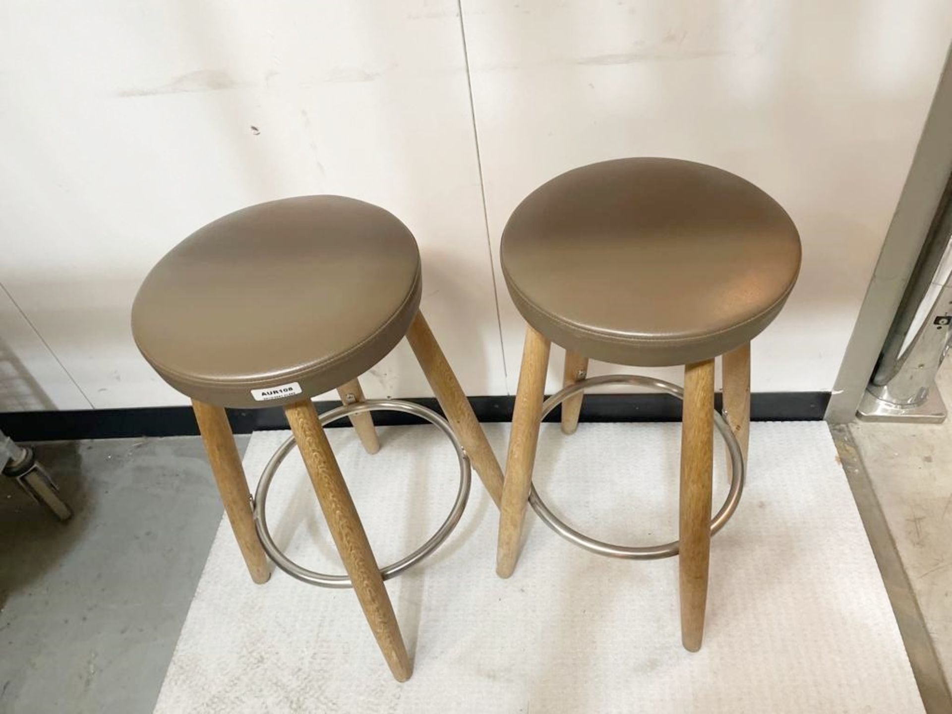 2 x Carl Hansen And Son Kitchen Leather Topped Breakfast Bar Stools Original Joint  RRP £1480.00 - - Image 5 of 6